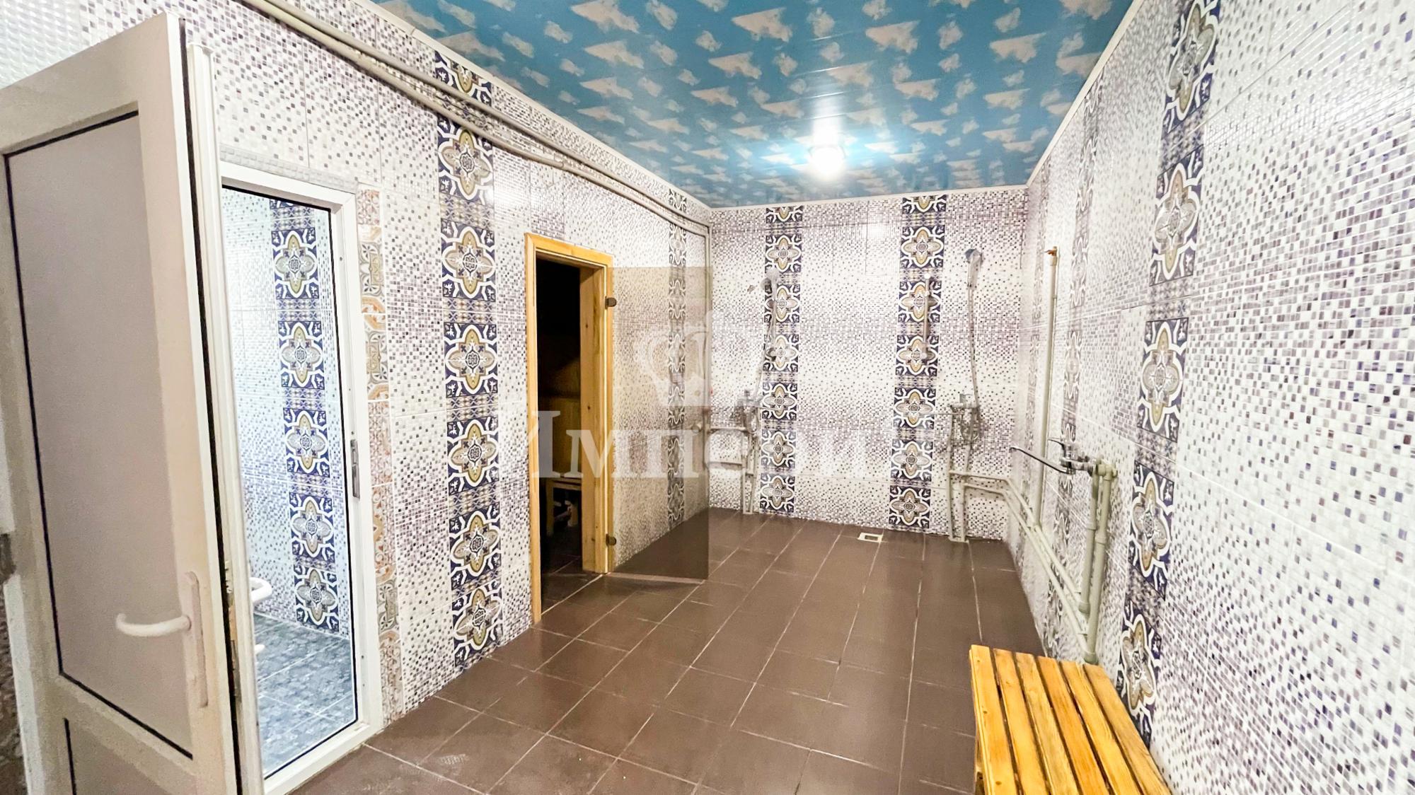 12-комнантный квартира, 370.0 м²,Чкалова за 100 000 000