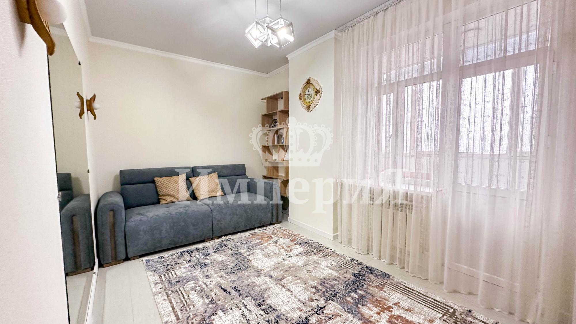 5-комнантная квартира, 176.0 м²,Назарбаева за 51 000 000