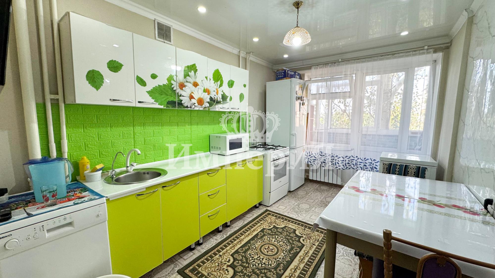 4-комнантная квартира, 77.2 м²,5 мкр за 27 000 000