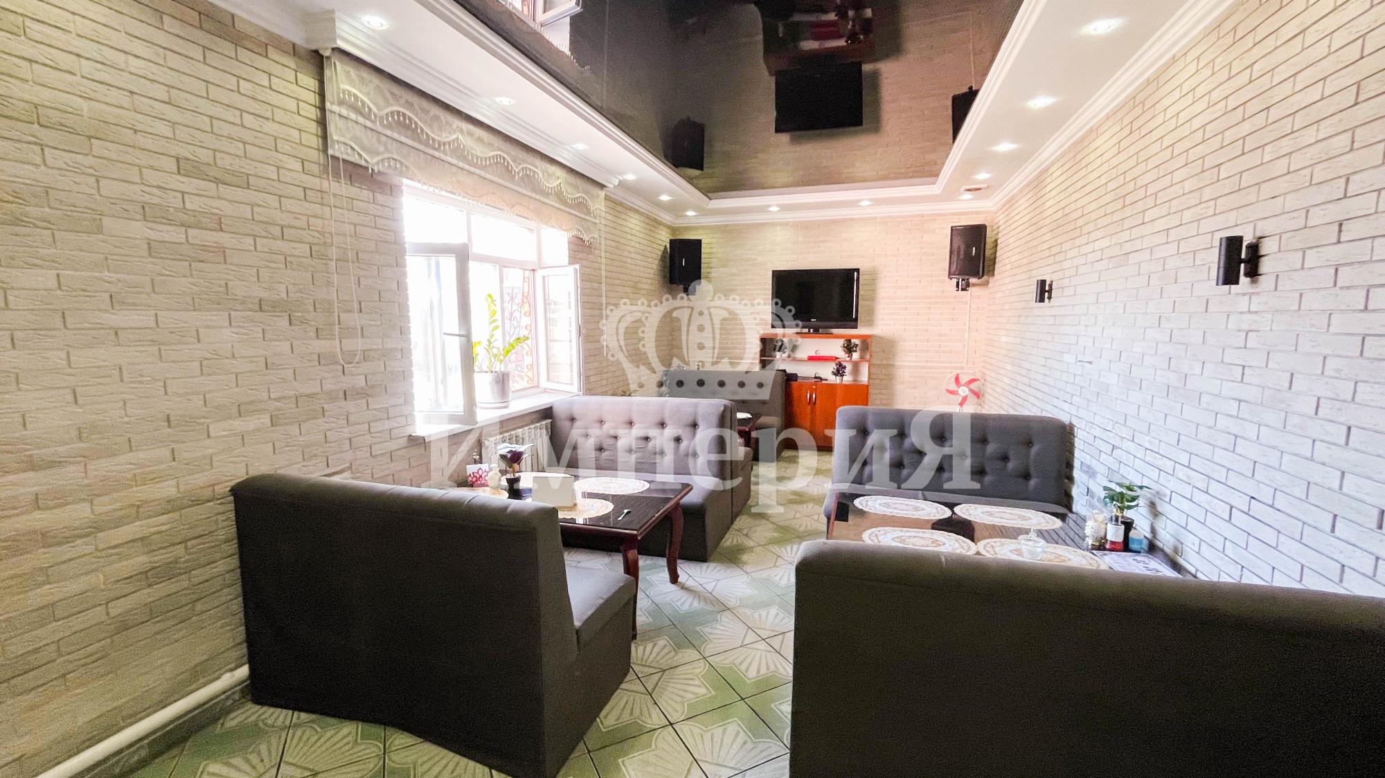 8-комнантный квартира, 557.0 м²,Желтоксан за 250 000 000