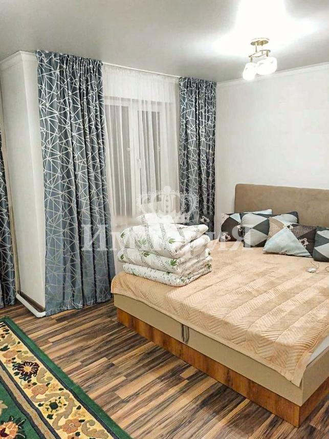 6-комнантный квартира, 142.9 м²,Центр за 27 000 000