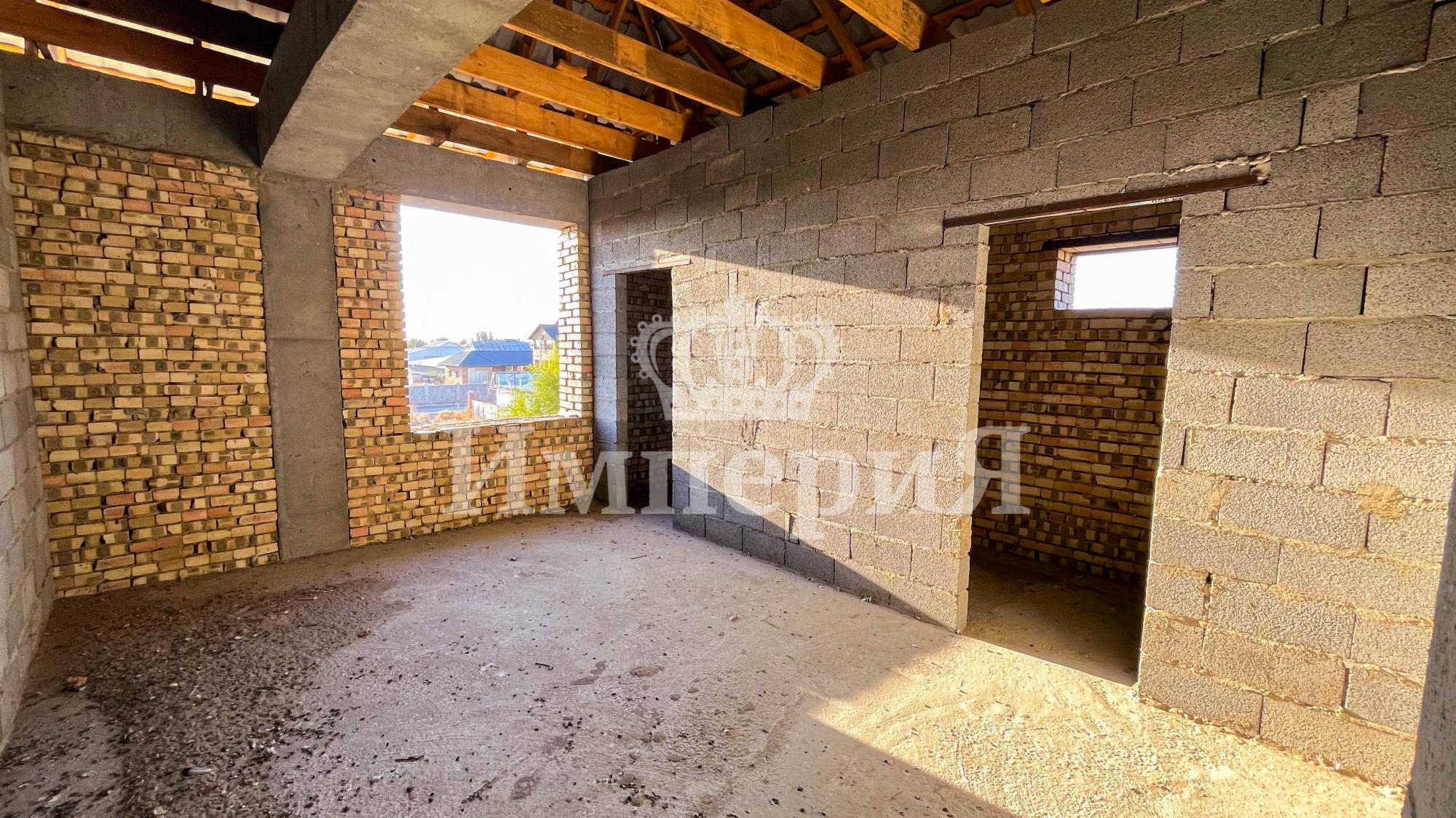 8-комнантный квартира, 470.0 м²,Абая за 58 000 000