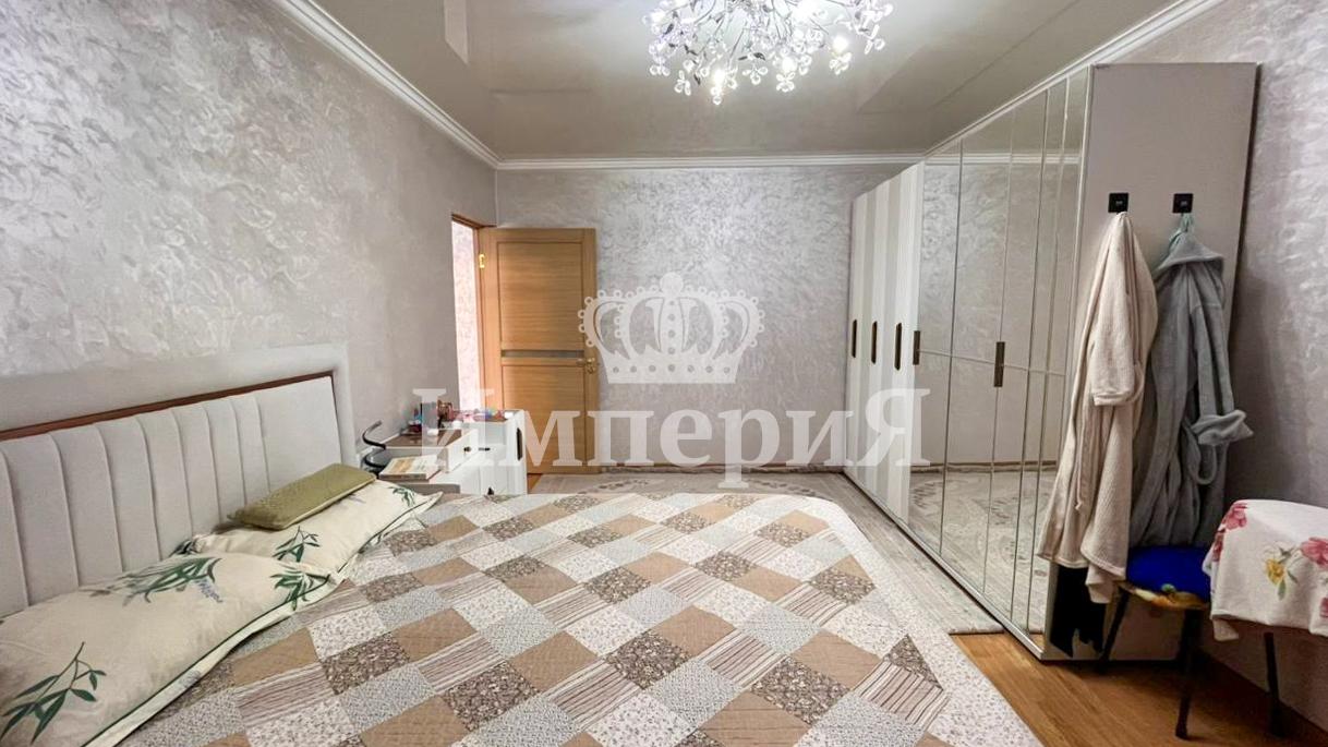4-комнантная квартира, 90.0 м²,3 мкр за 32 000 000