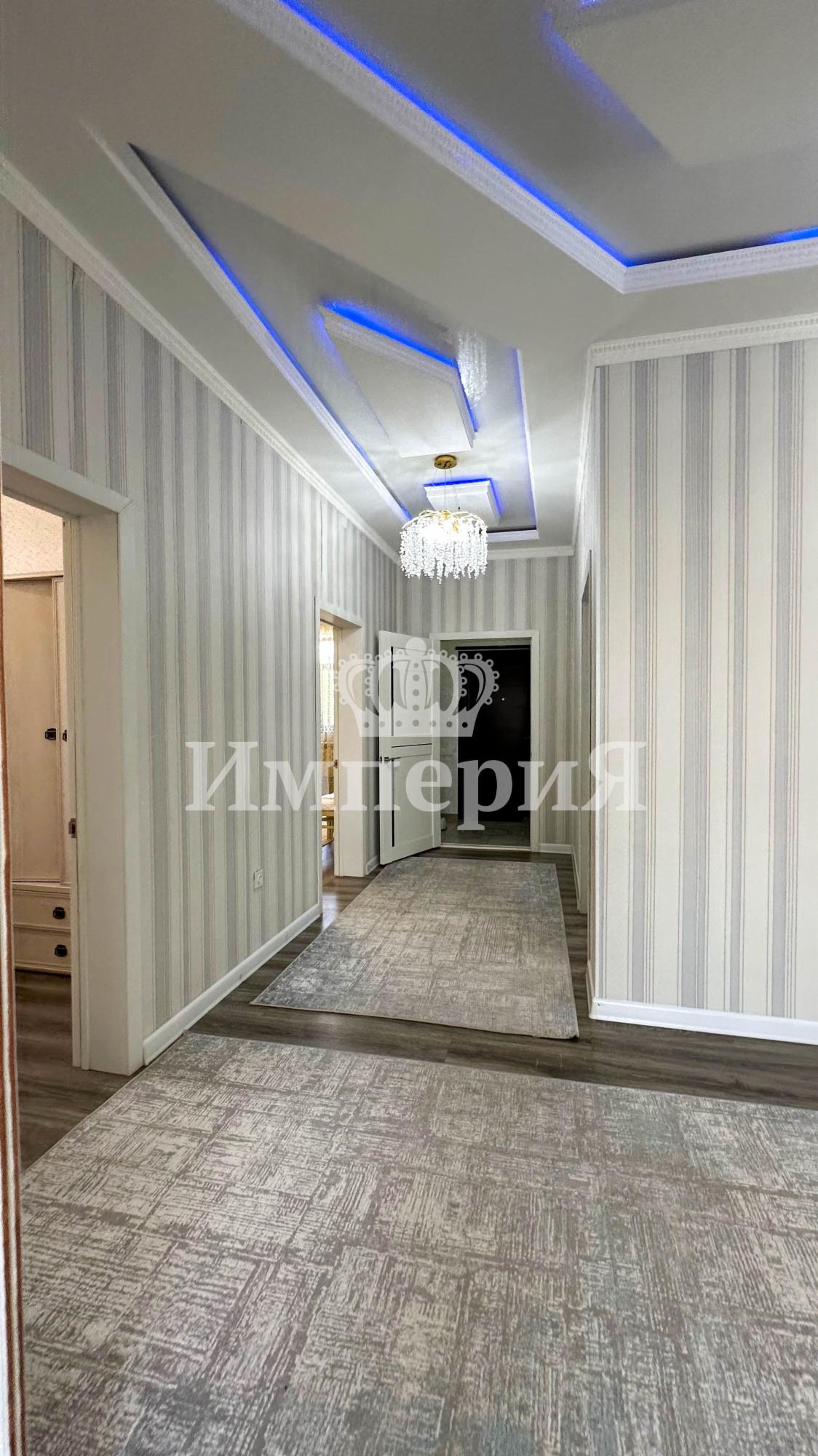 6-комнантный квартира, 160.0 м²,Есенберлина за 65 000 000