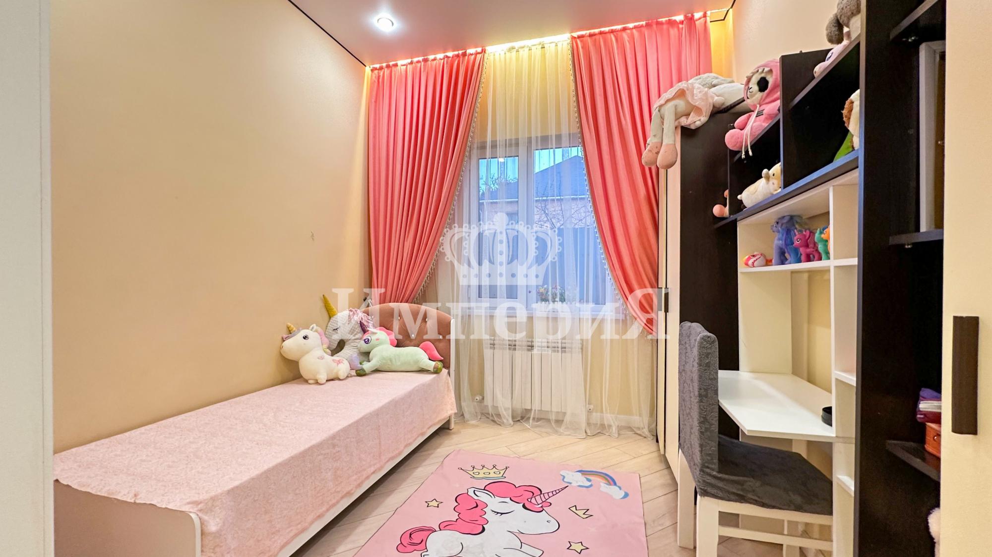 6-комнантный квартира, 180.0 м²,Избасарова за 67 000 000