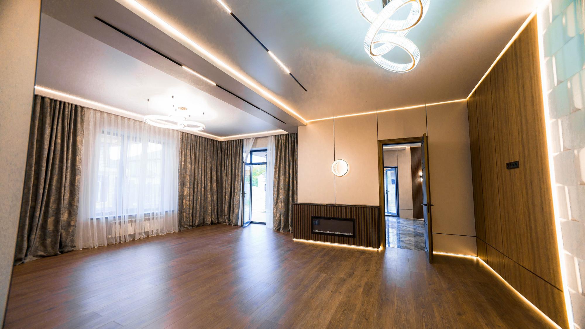 4-комнантный квартира, 280.0 м²,Маметова за 128 000 000