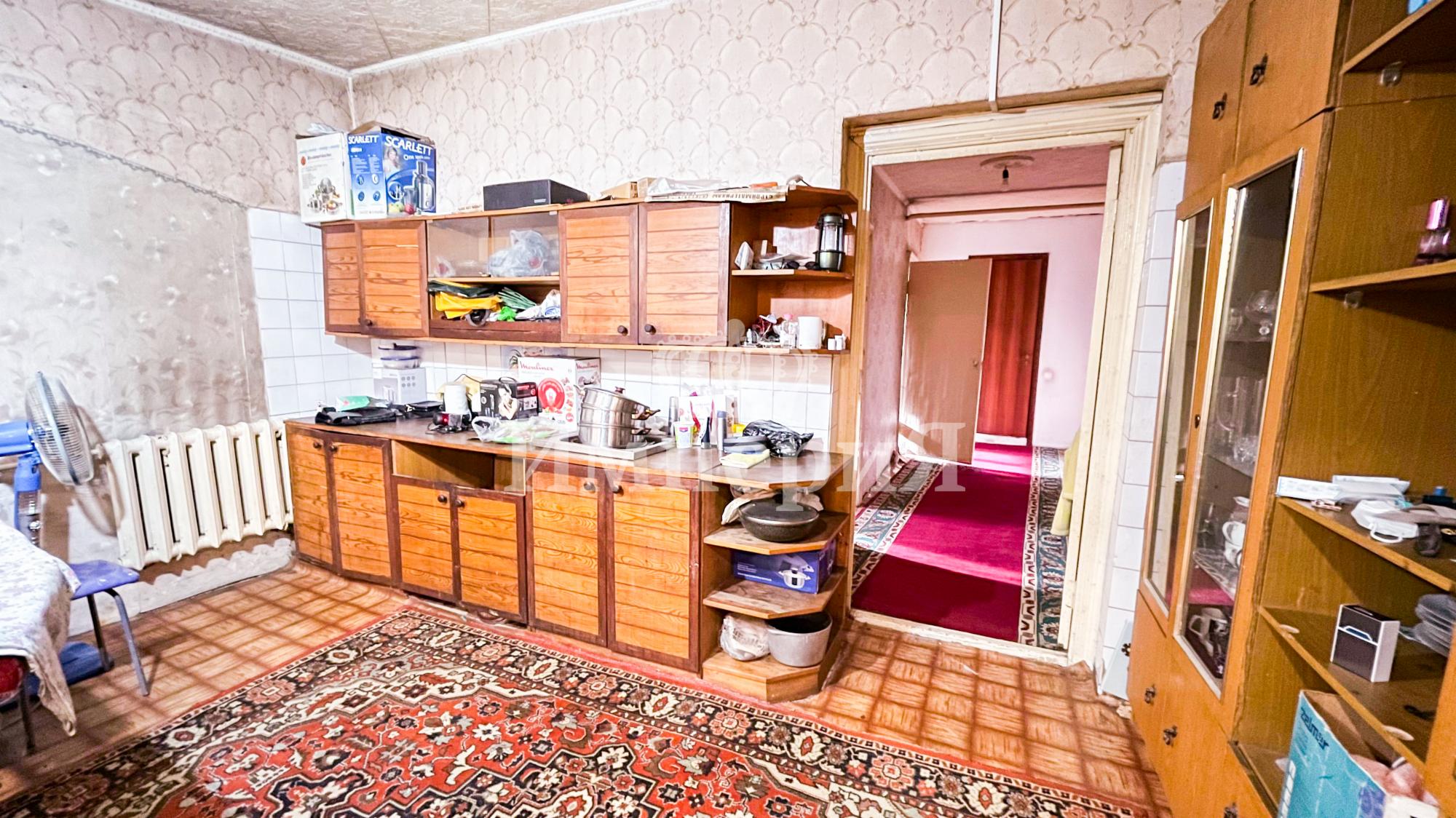 8-комнантный квартира, 270.0 м²,Циалковского за 32 000 000