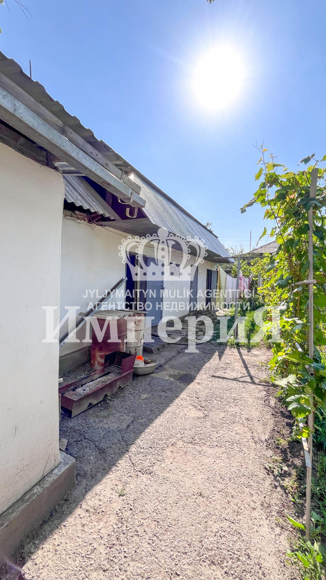 4-комнантный квартира, 47.0 м²,Терибаева за 19 000 000