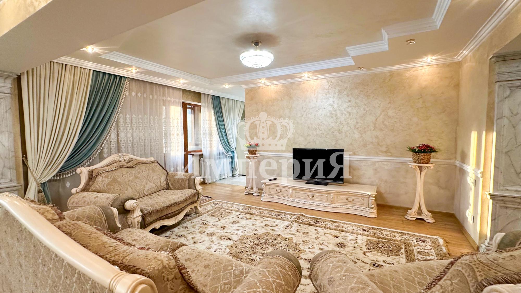 5-комнантная квартира, 180.0 м²,Каратал за 80 000 000