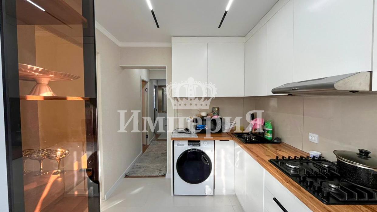 4-комнантная квартира, 74.0 м²,5 мкр за 32 000 000