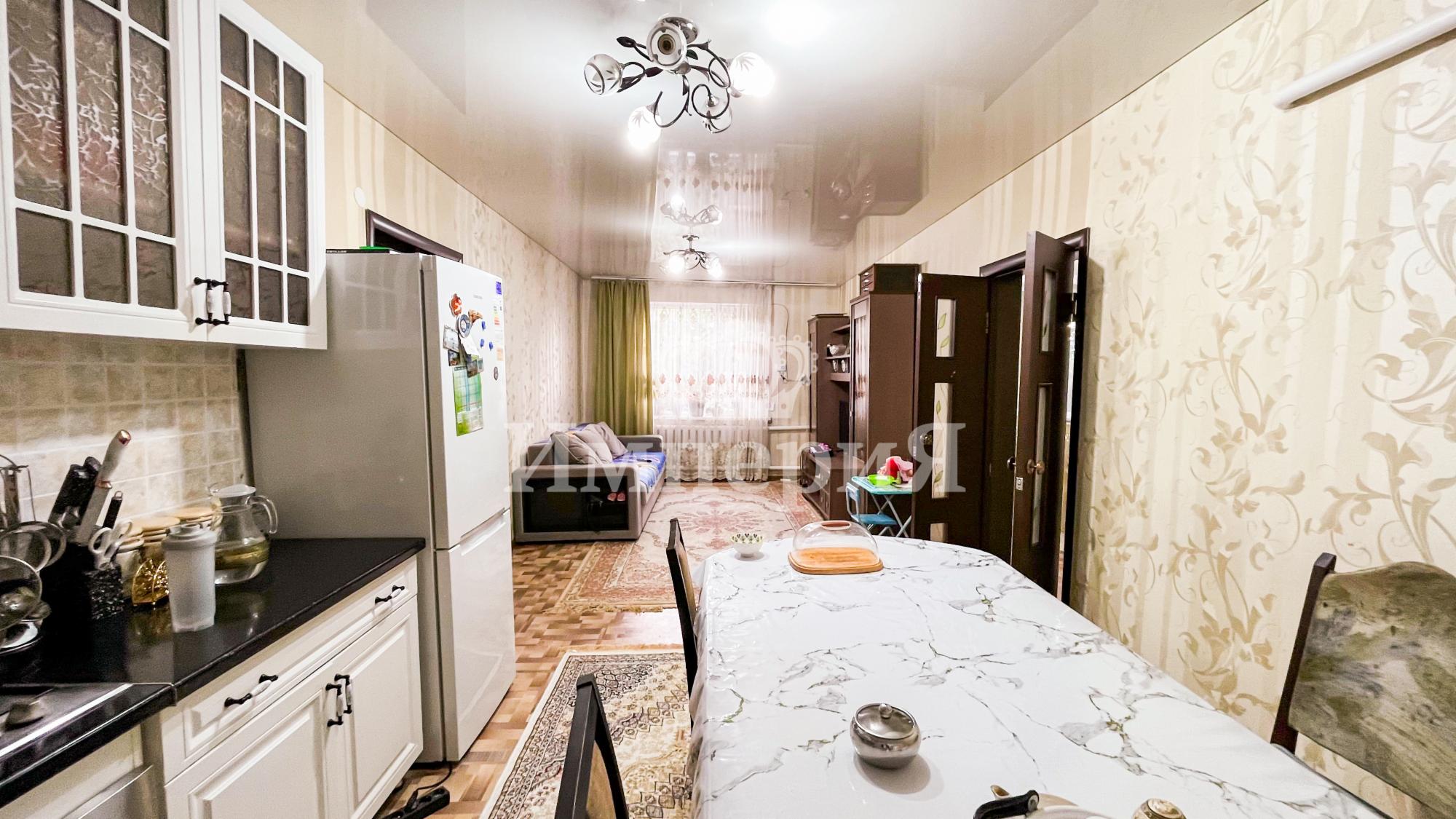 4-комнантный квартира, 120.0 м²,Казахстанская за 20 000 000