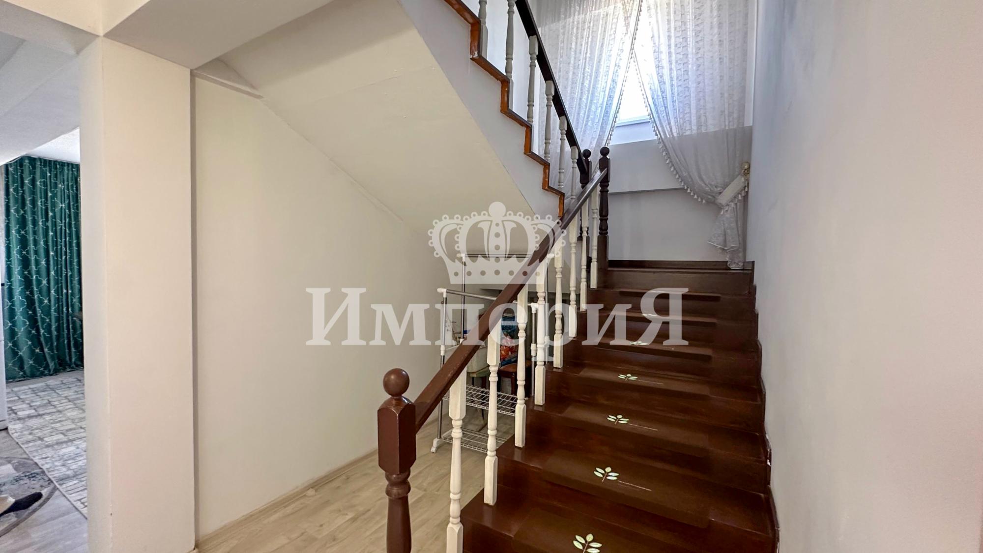 4-комнантный квартира, 145.0 м²,Абая за 30 000 000