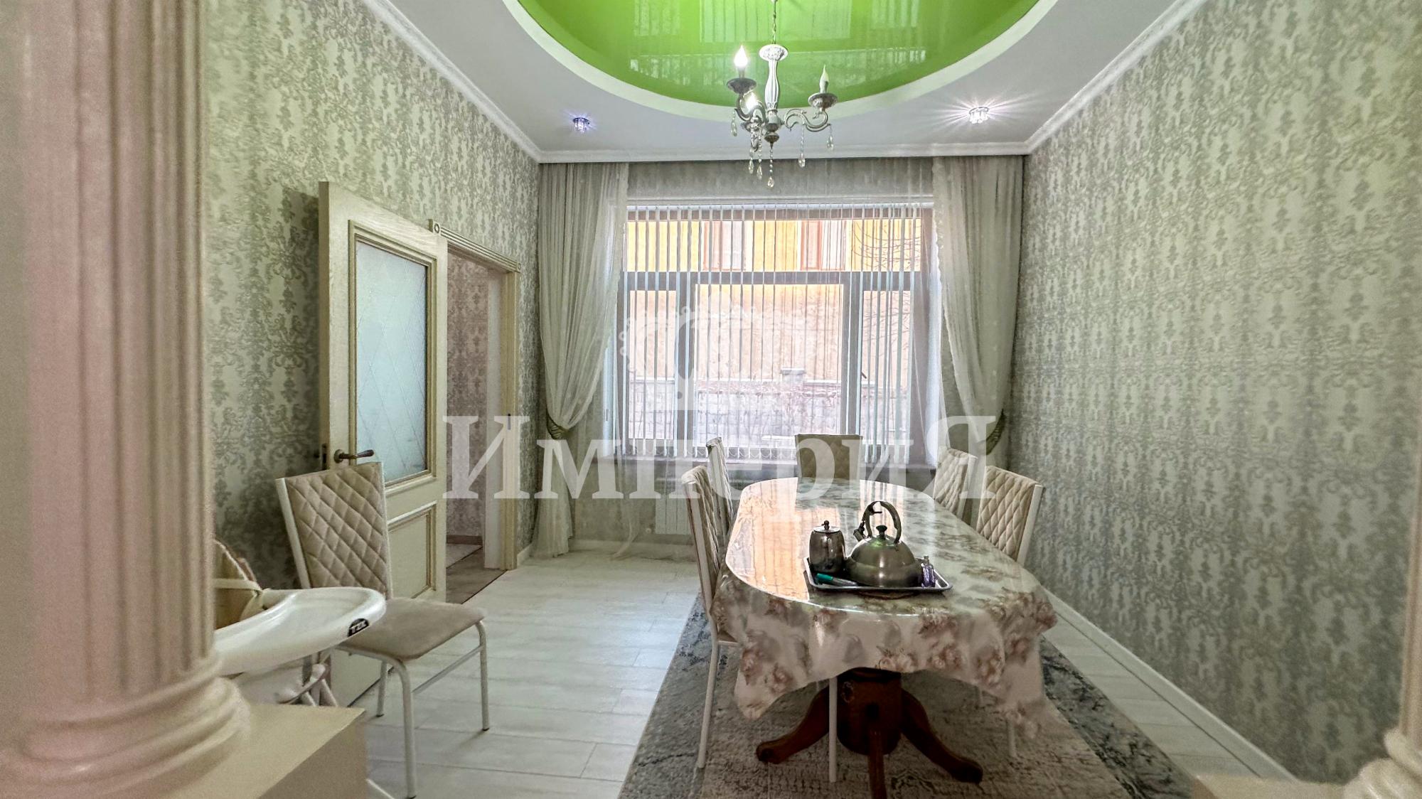 6-комнантный квартира, 205.0 м²,Гульдаурен за 70 000 000