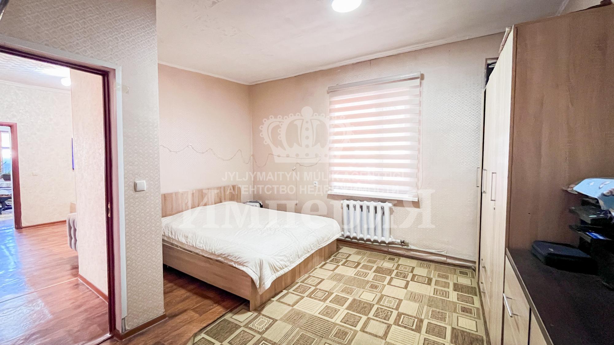 4-комнантный квартира, 117.0 м²,Абылай Хана за 27 000 000