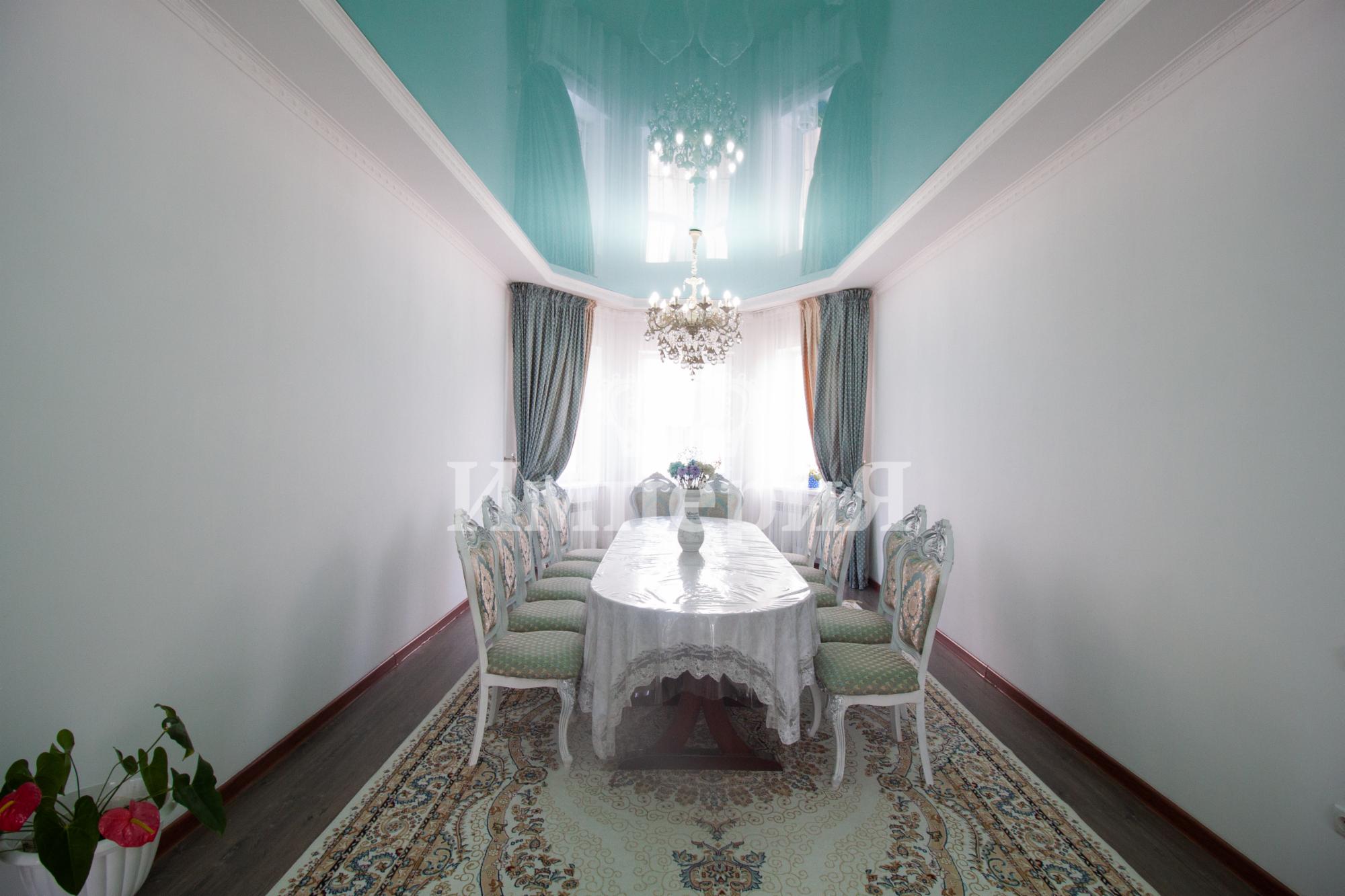 4-комнантный квартира, 140.0 м²,Алимжанова за 42 000 000