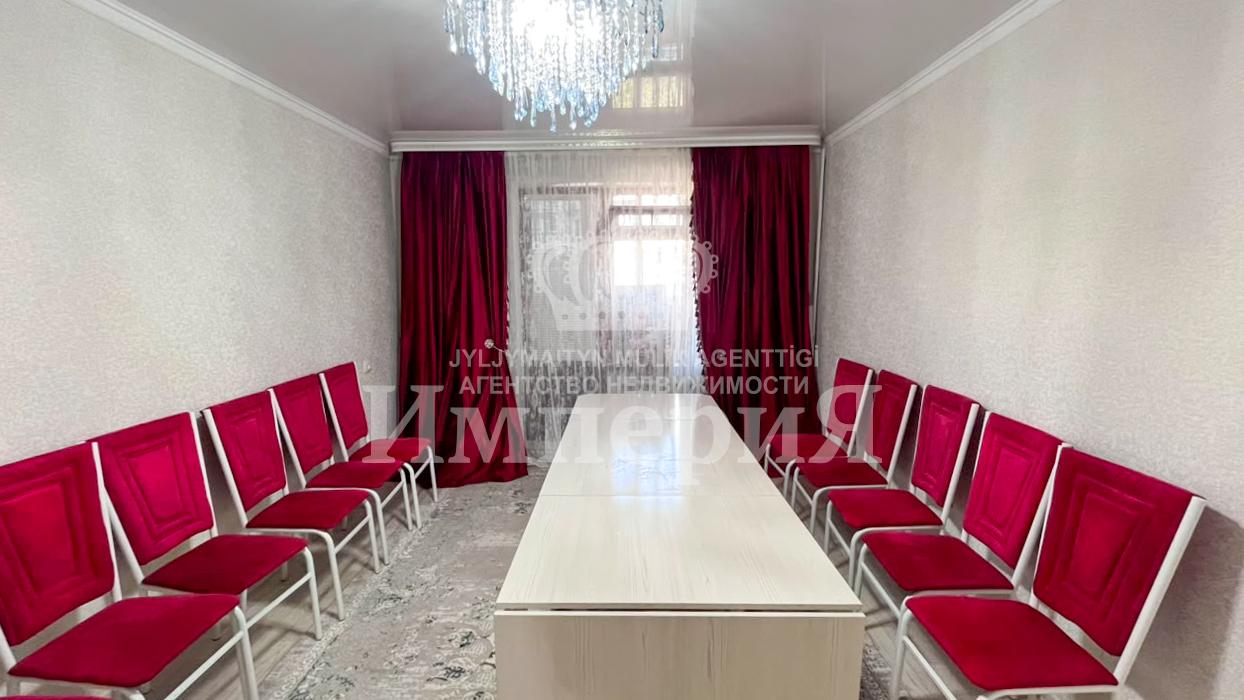 5-комнантная квартира, 110.0 м²,мкр Мушелтой за 38 000 000