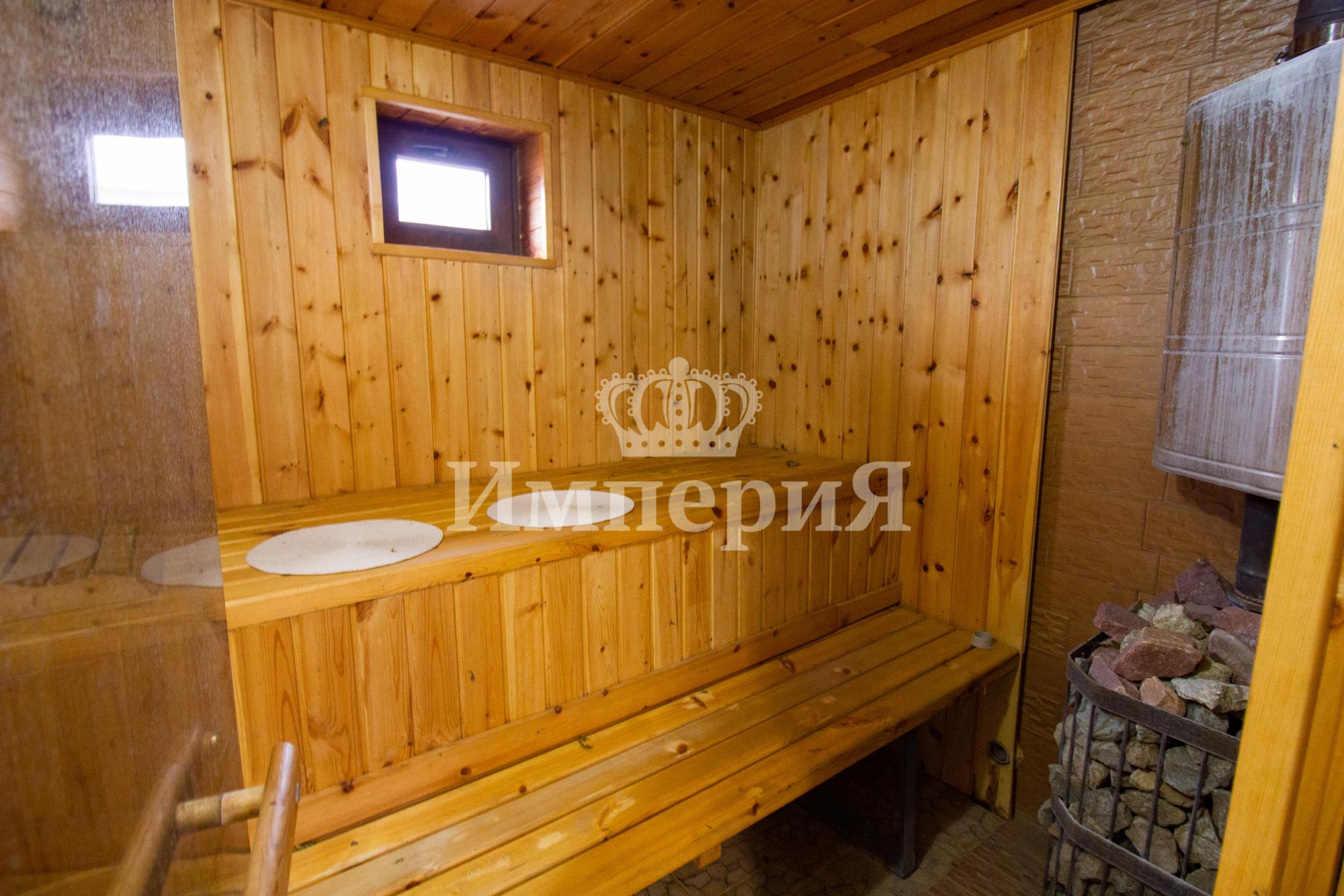 4-комнантный квартира, 107.0 м²,Сыртанова за 38 000 000