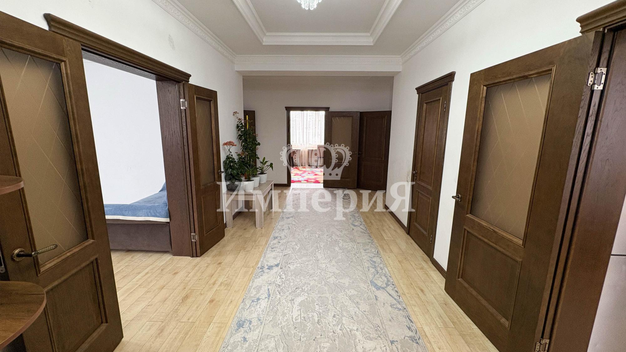 4-комнантный квартира, 160.0 м²,Жамбыла за 80 000 000