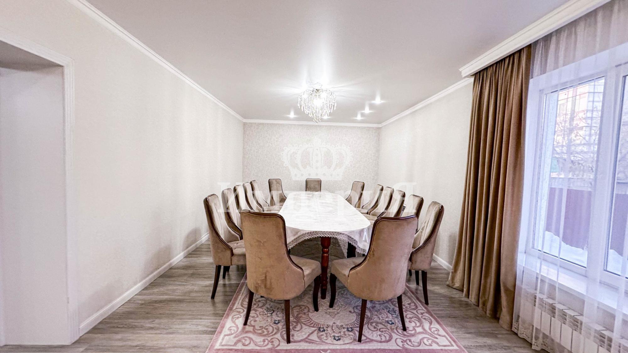 6-комнантный квартира, 255.0 м²,Гагарина за 60 000 000