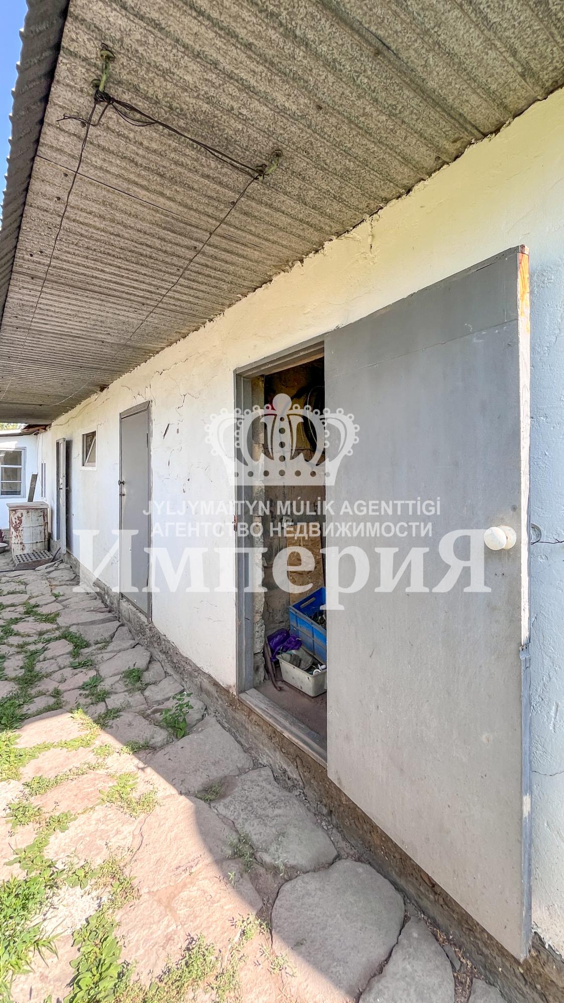 4-комнантный квартира, 47.0 м²,Терибаева за 19 000 000