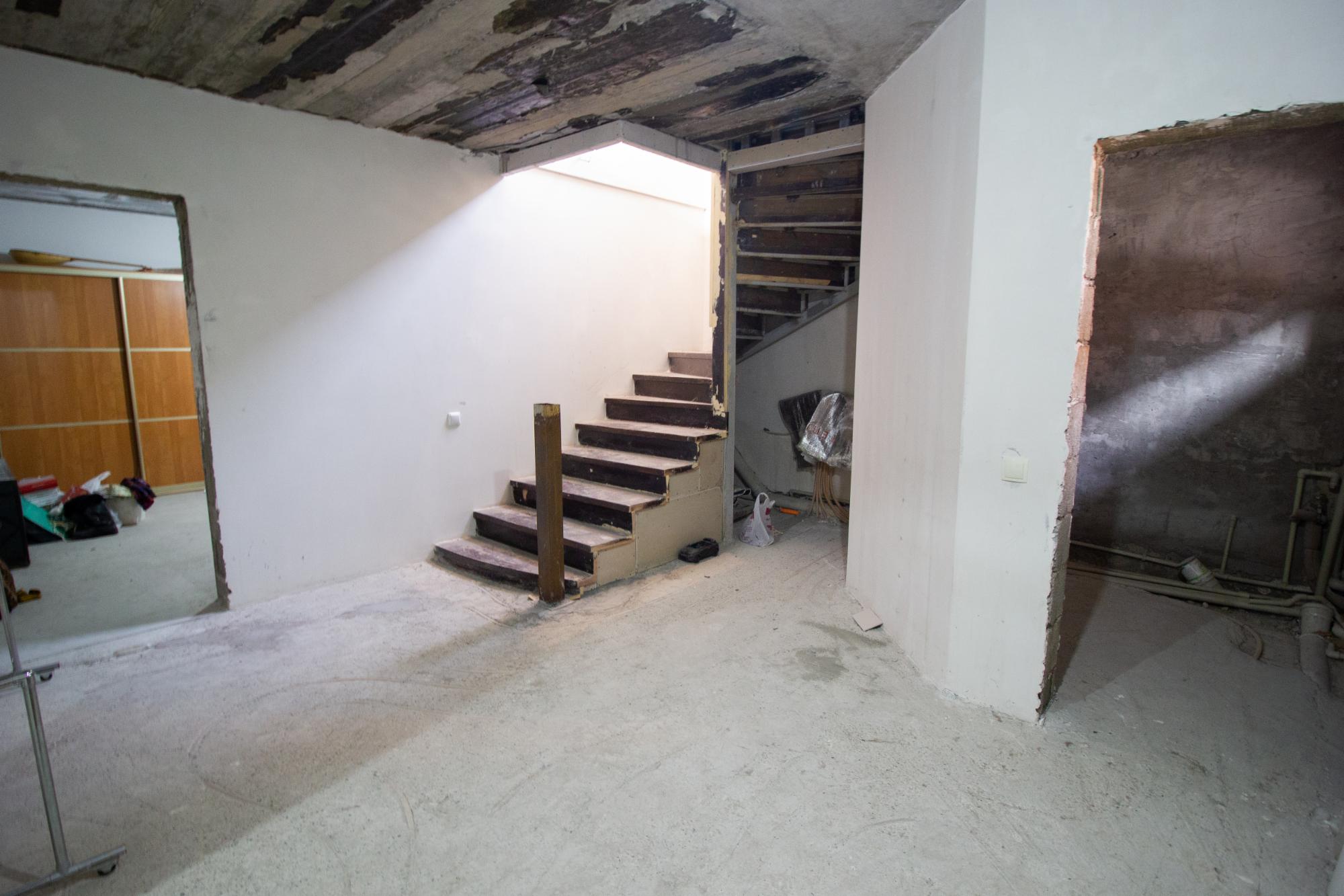 8-комнантный квартира, 267.0 м²,Баян батыра за 64 000 000