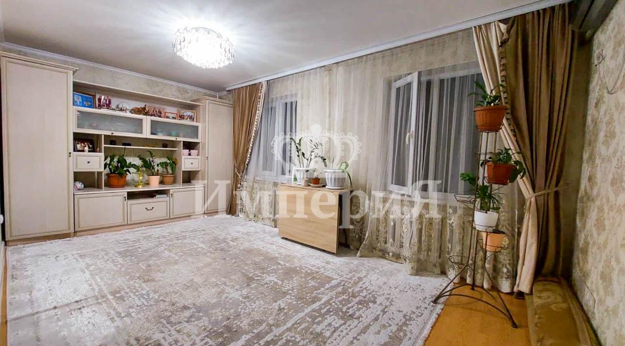 5-комнантная квартира, 97.0 м²,Толебаева за 34 000 000