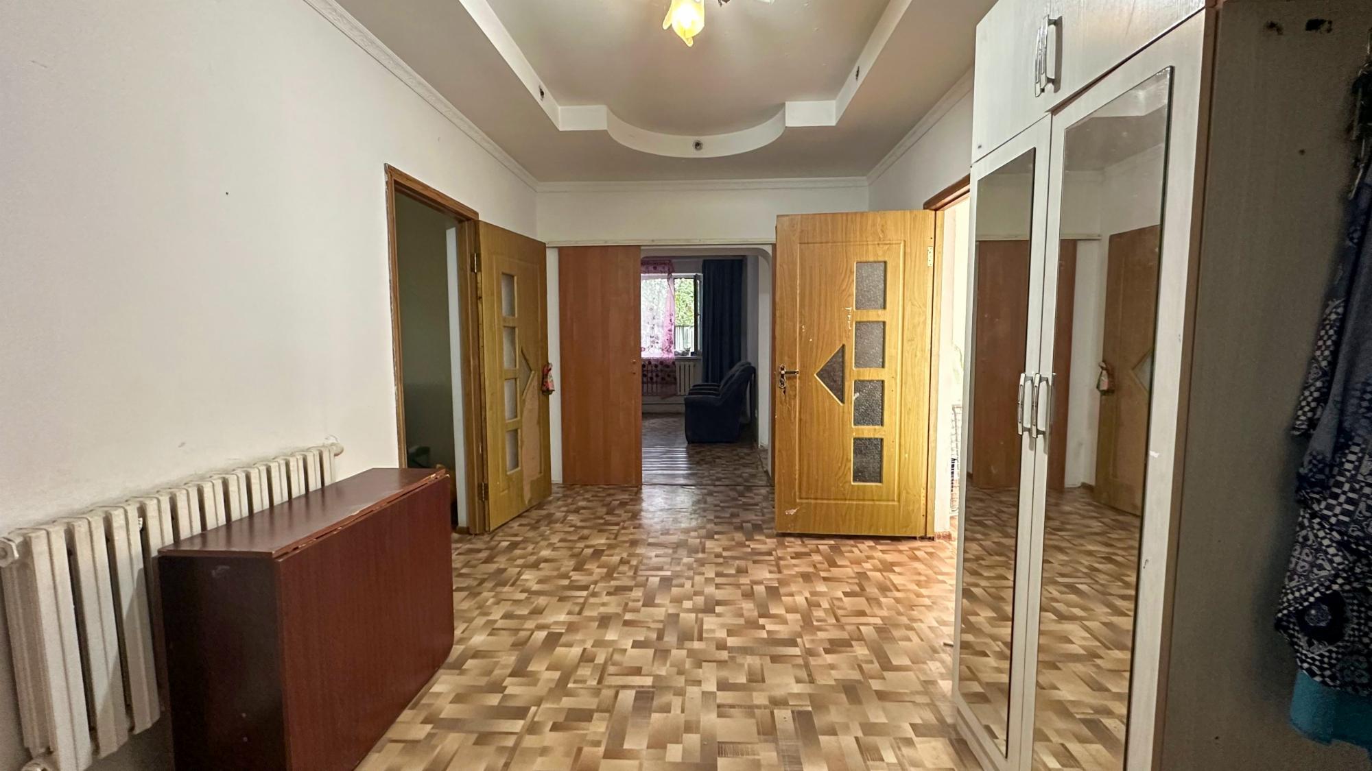 5-комнантный квартира, 112.0 м²,Матросова за 19 000 000