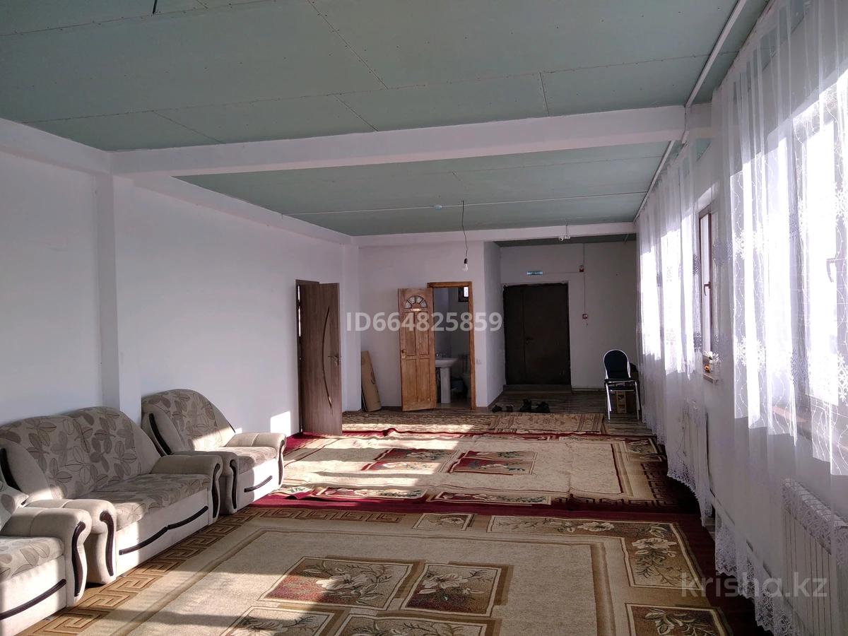 9-комнантный квартира, 270.0 м²,Амангельды за 120 000 000