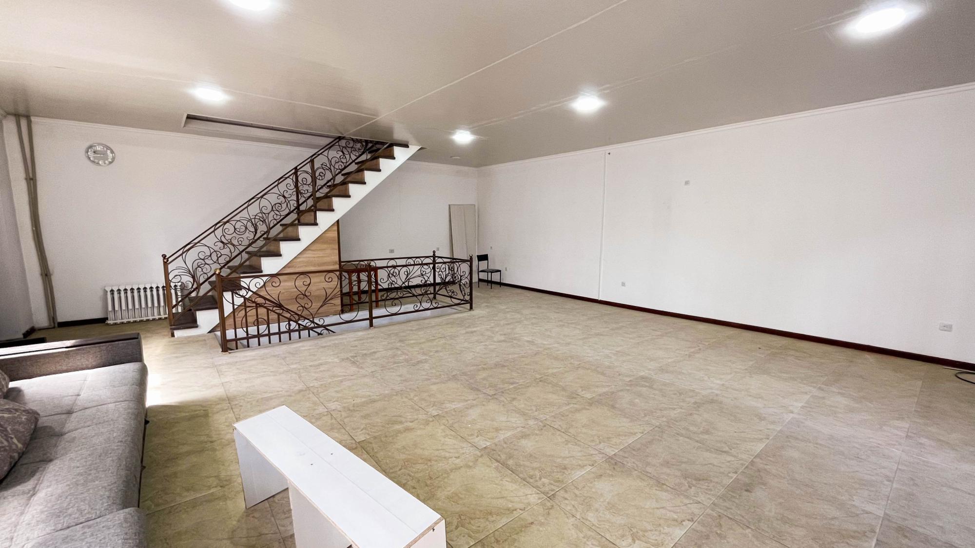 4-комнантный квартира, 200.0 м²,Гагарина за 80 000 000