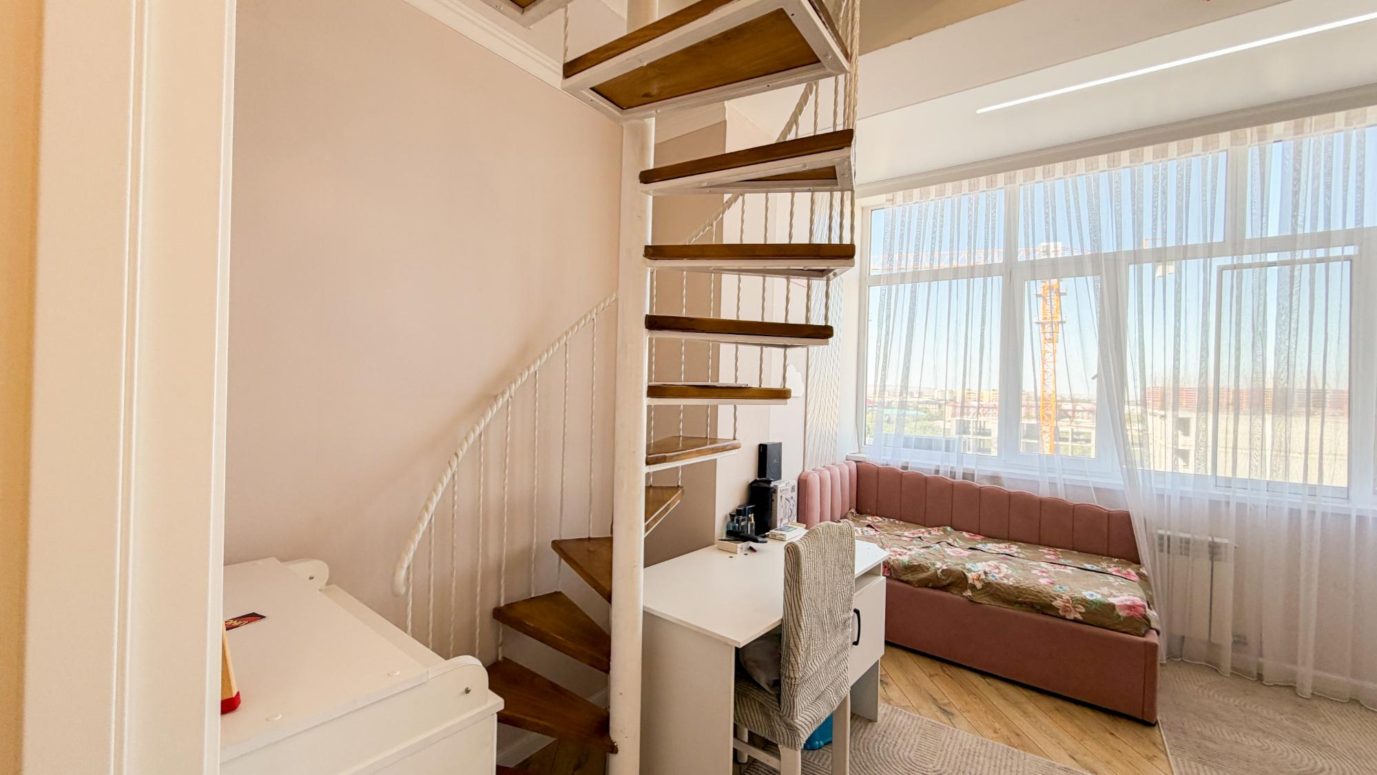 4-комнантная квартира, 120.0 м²,Алдабергенова за 65 000 000