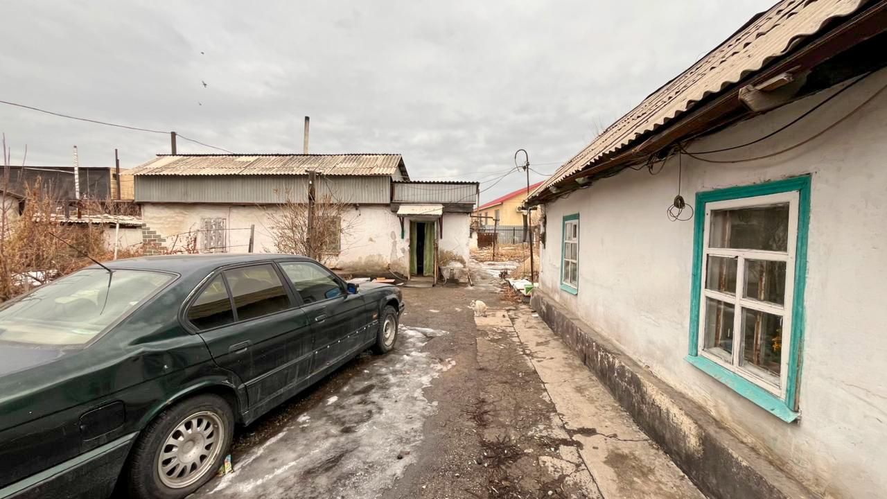 3-комнантный квартира, 70.0 м²,Есетова за 18 000 000