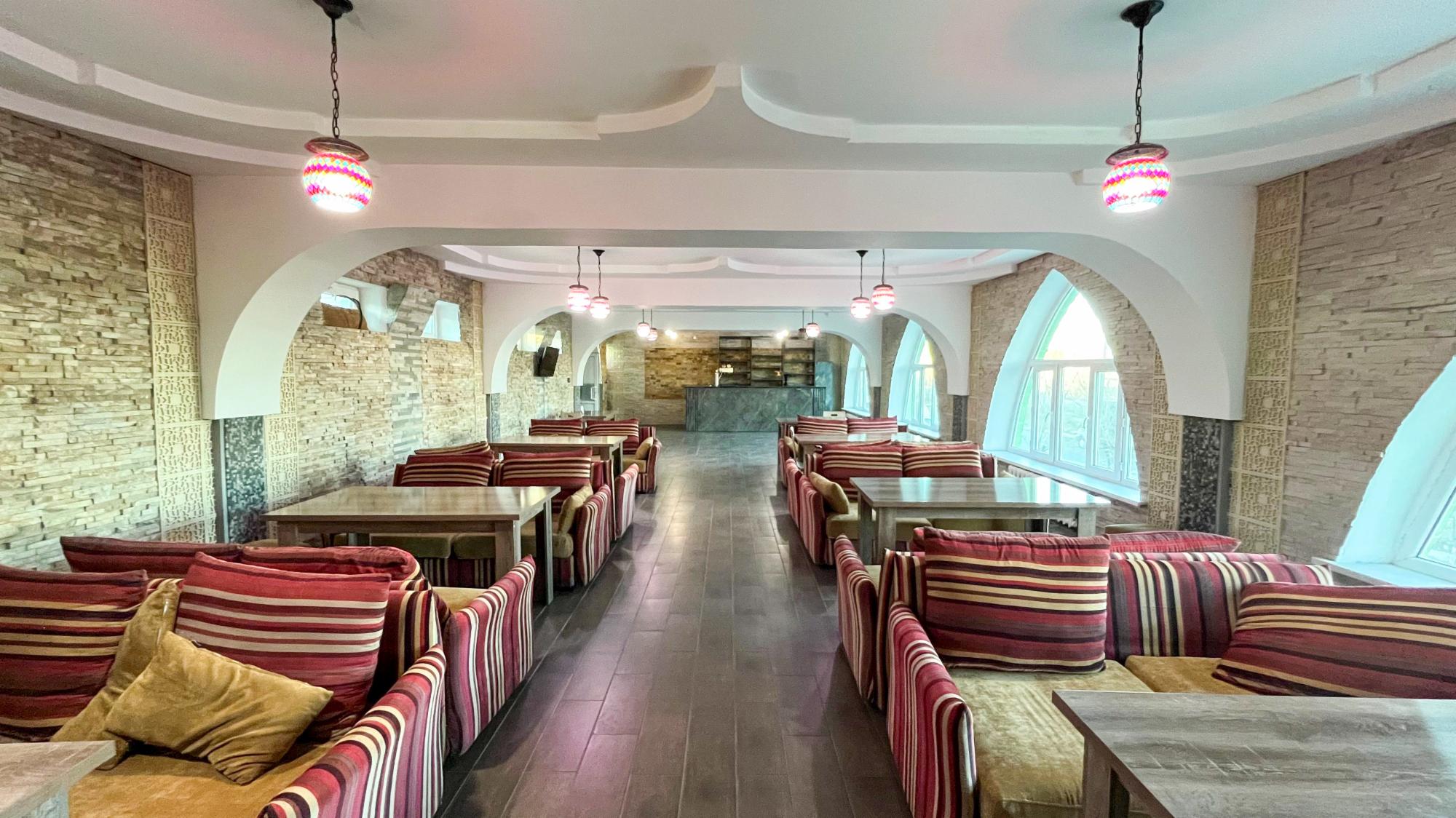 4-комнантный квартира, 340.0 м²,Желтоксан за 66 500 000