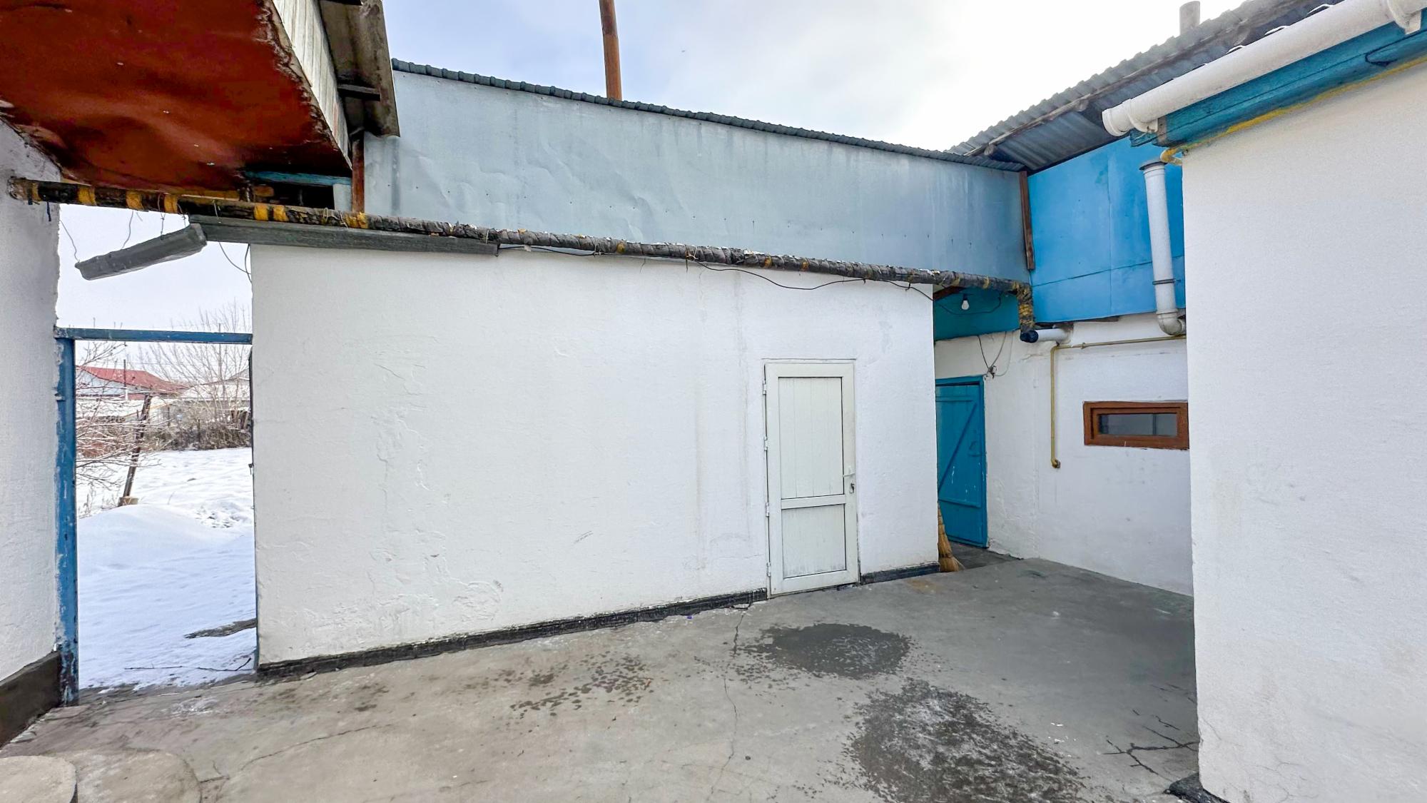 6-комнантный квартира, 70.4 м²,Еркин за 25 600 000