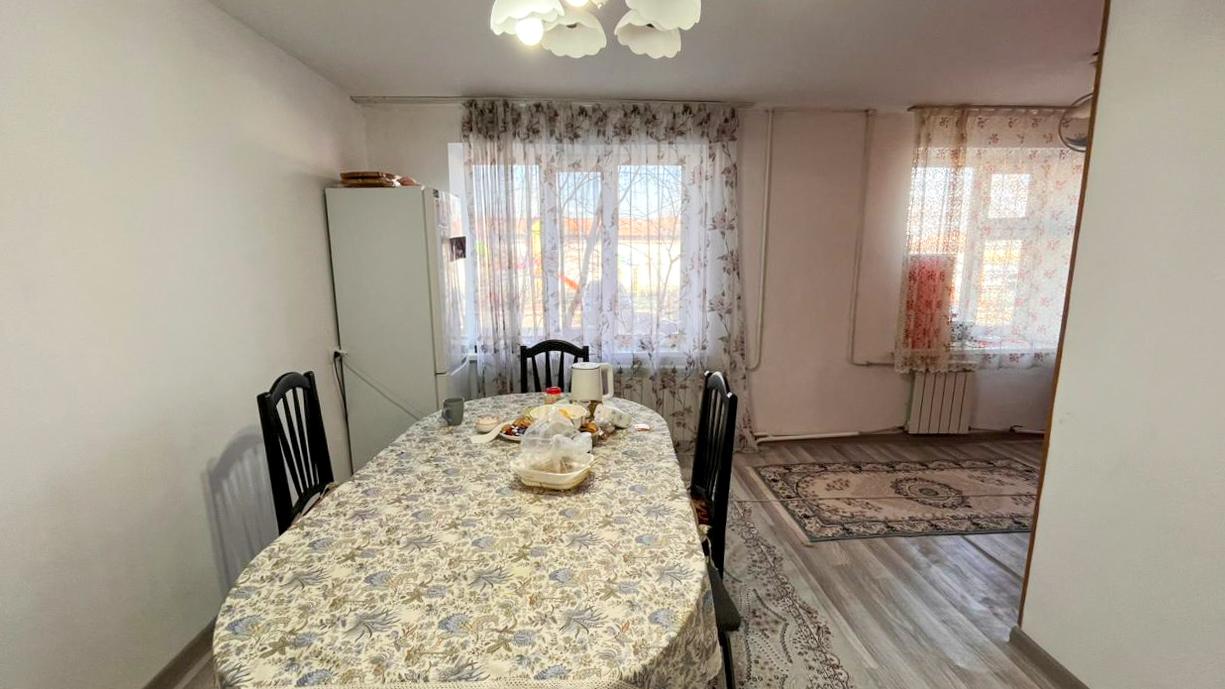 3-комнантная квартира, 65.0 м²,Военный городок за 20 000 000