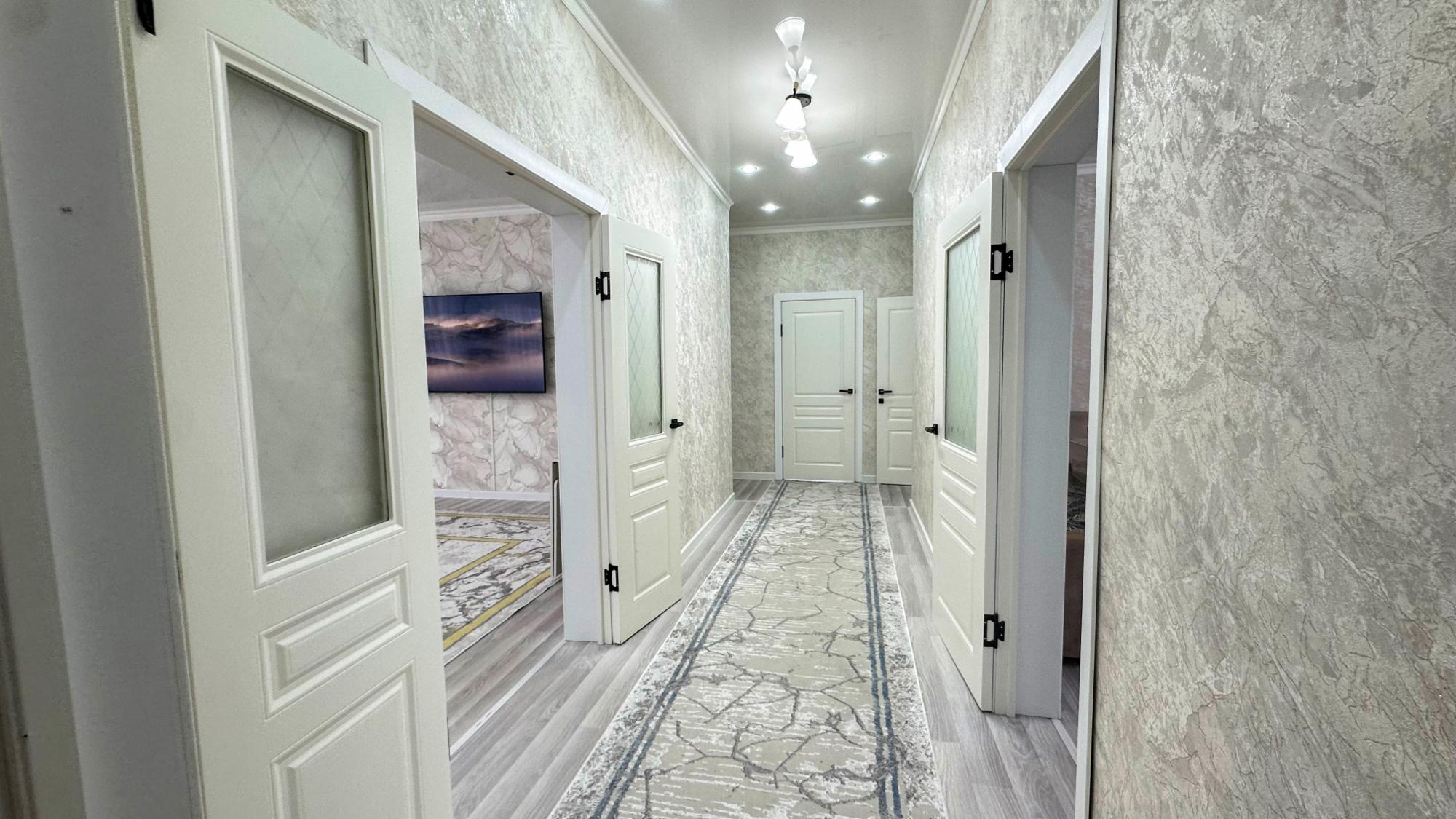 4-комнантный квартира, 128.0 м²,Сулеева за 31 000 000