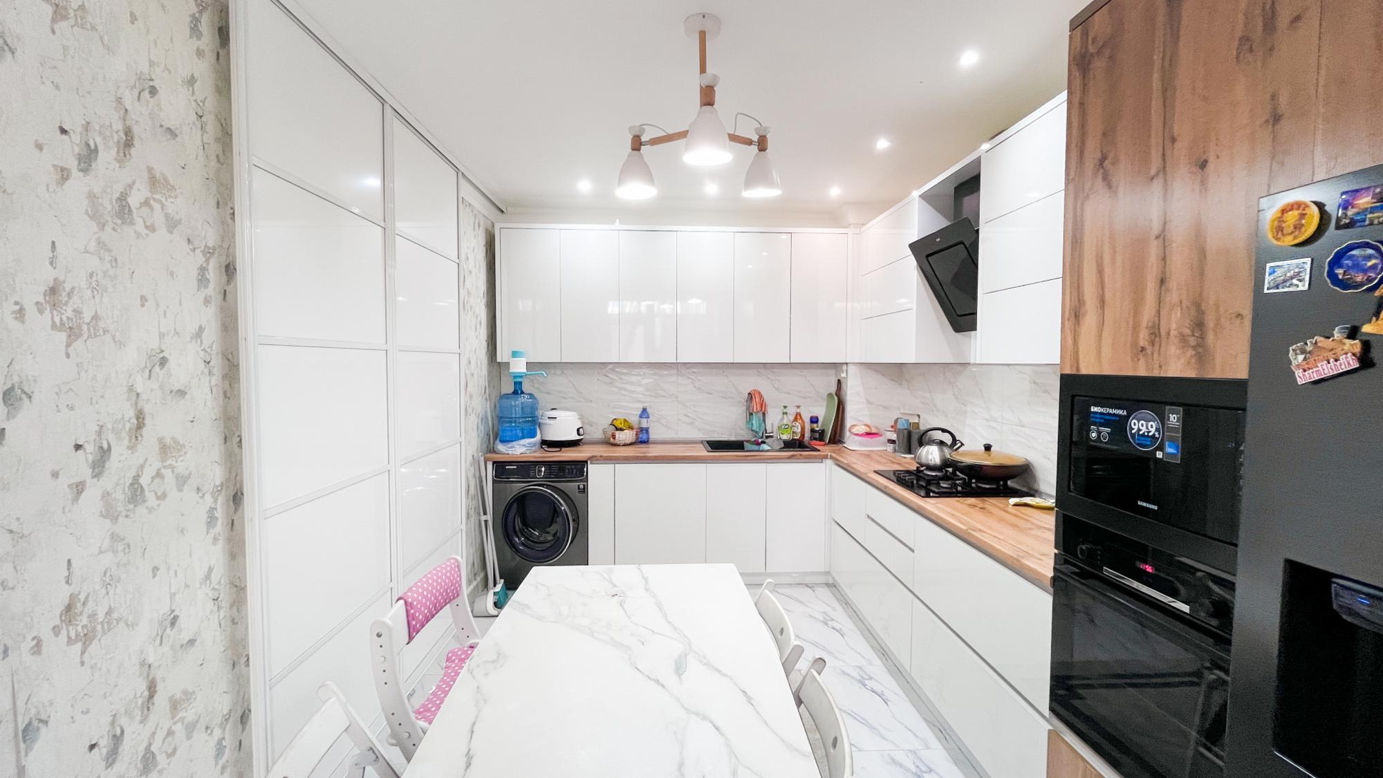 3-комнантная квартира, 90.0 м²,Бирлик за 47 000 000