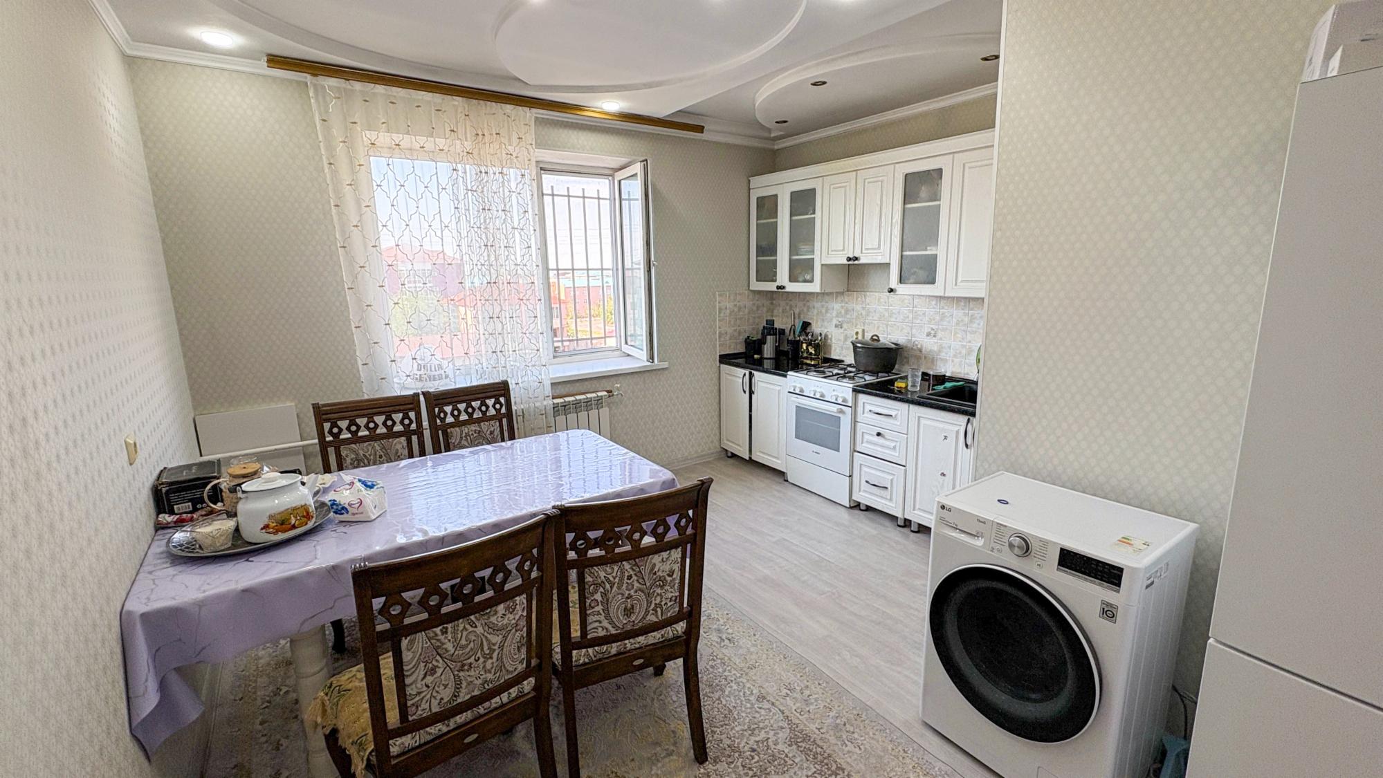 3-комнантная квартира, 88.0 м²,Каратал за 31 000 000