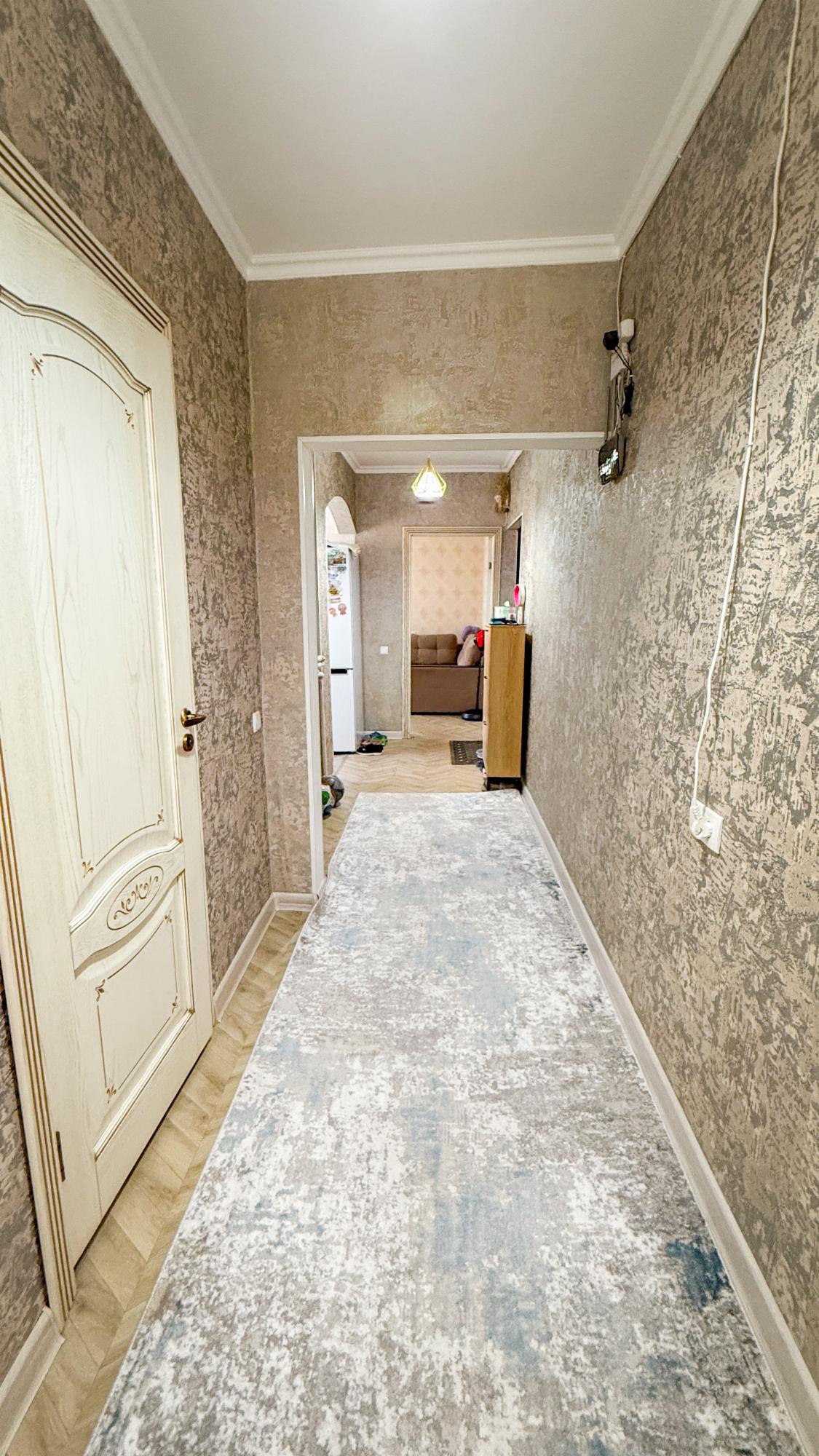 5-комнантная квартира, 106.0 м²,3 мкр за 43 000 000