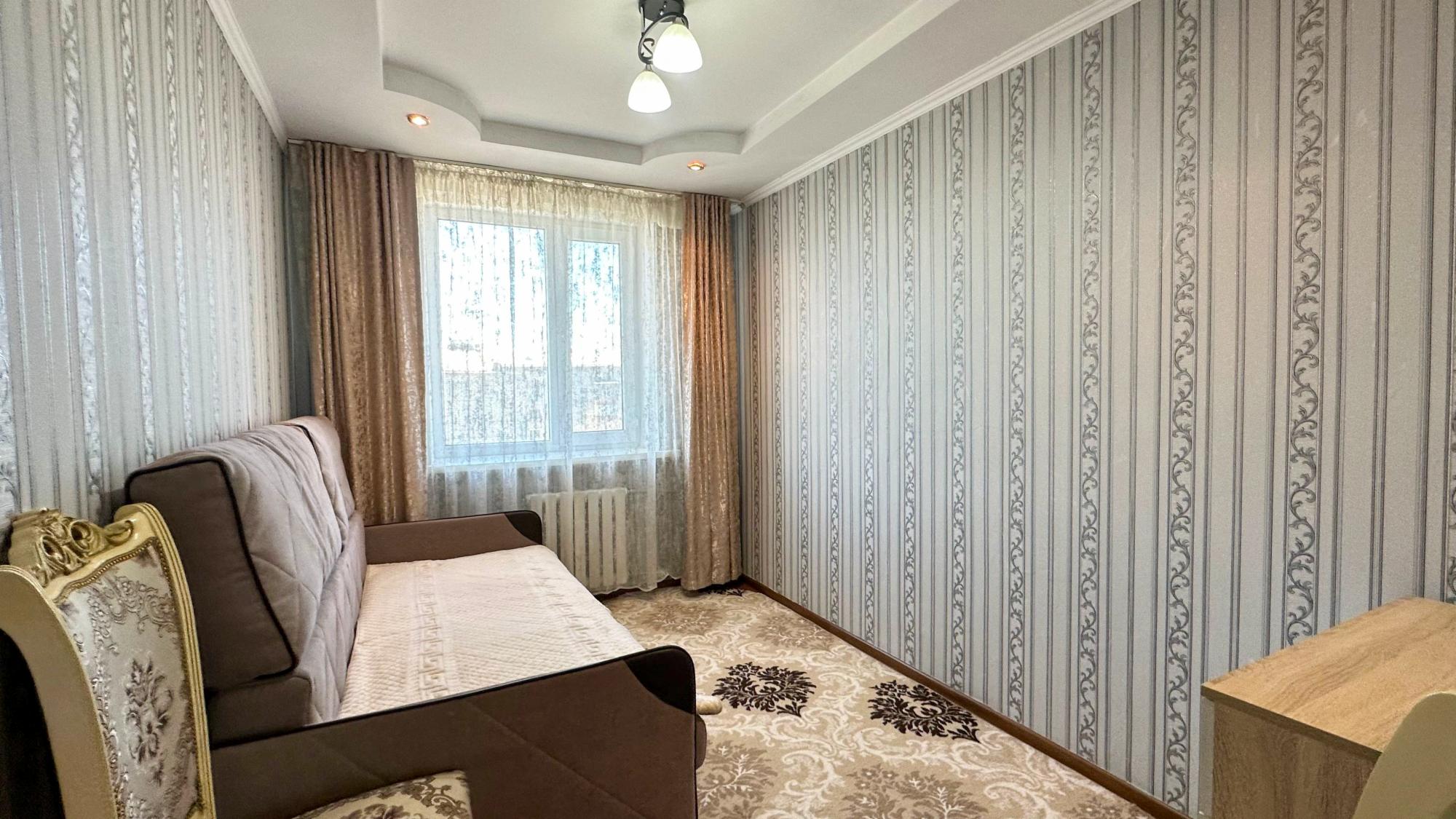 4-комнантная квартира, 78.0 м²,4 мкр за 30 000 000