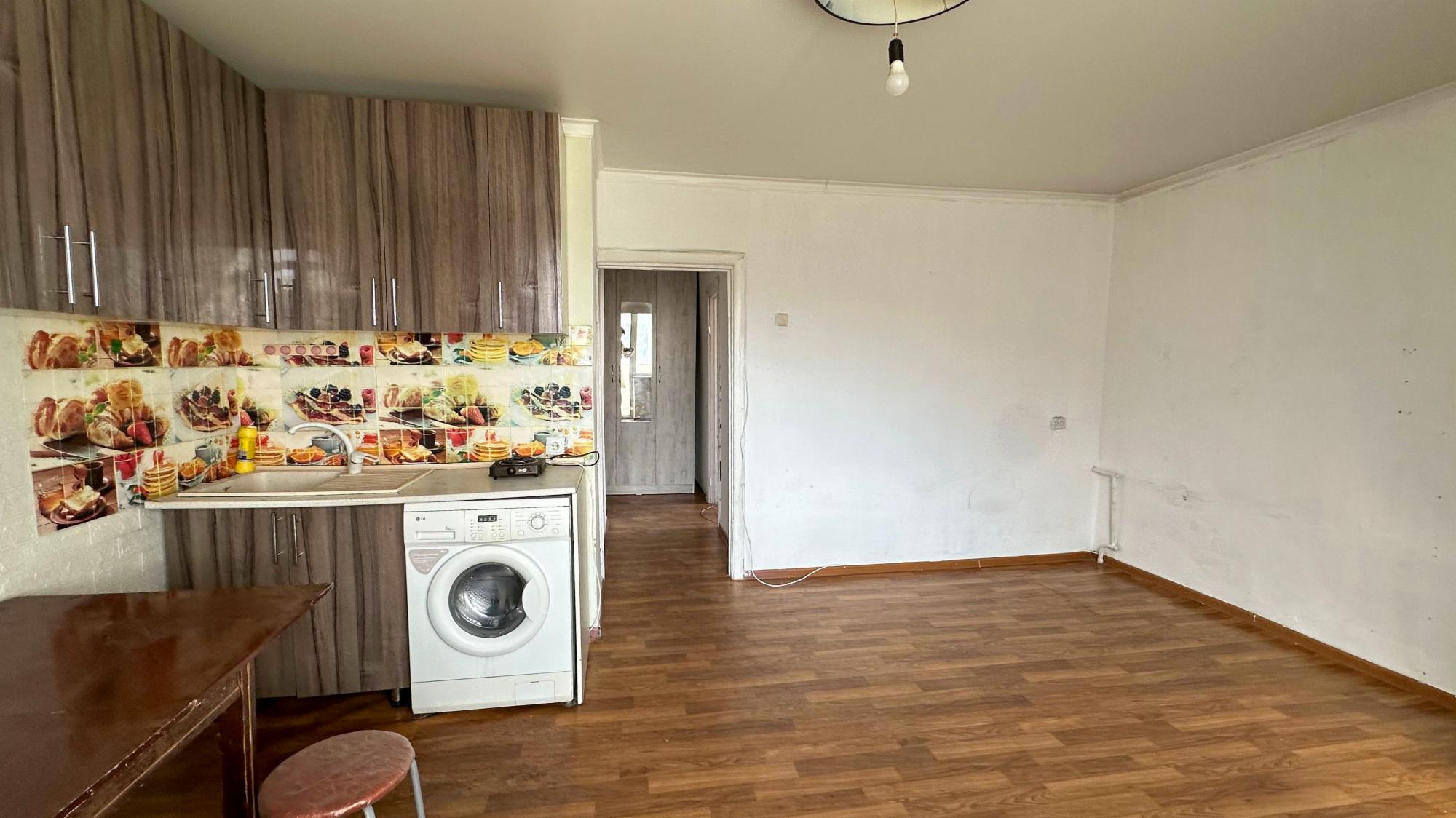 1-комнантная квартира, 33.5 м²,5 мкр за 10 500 000