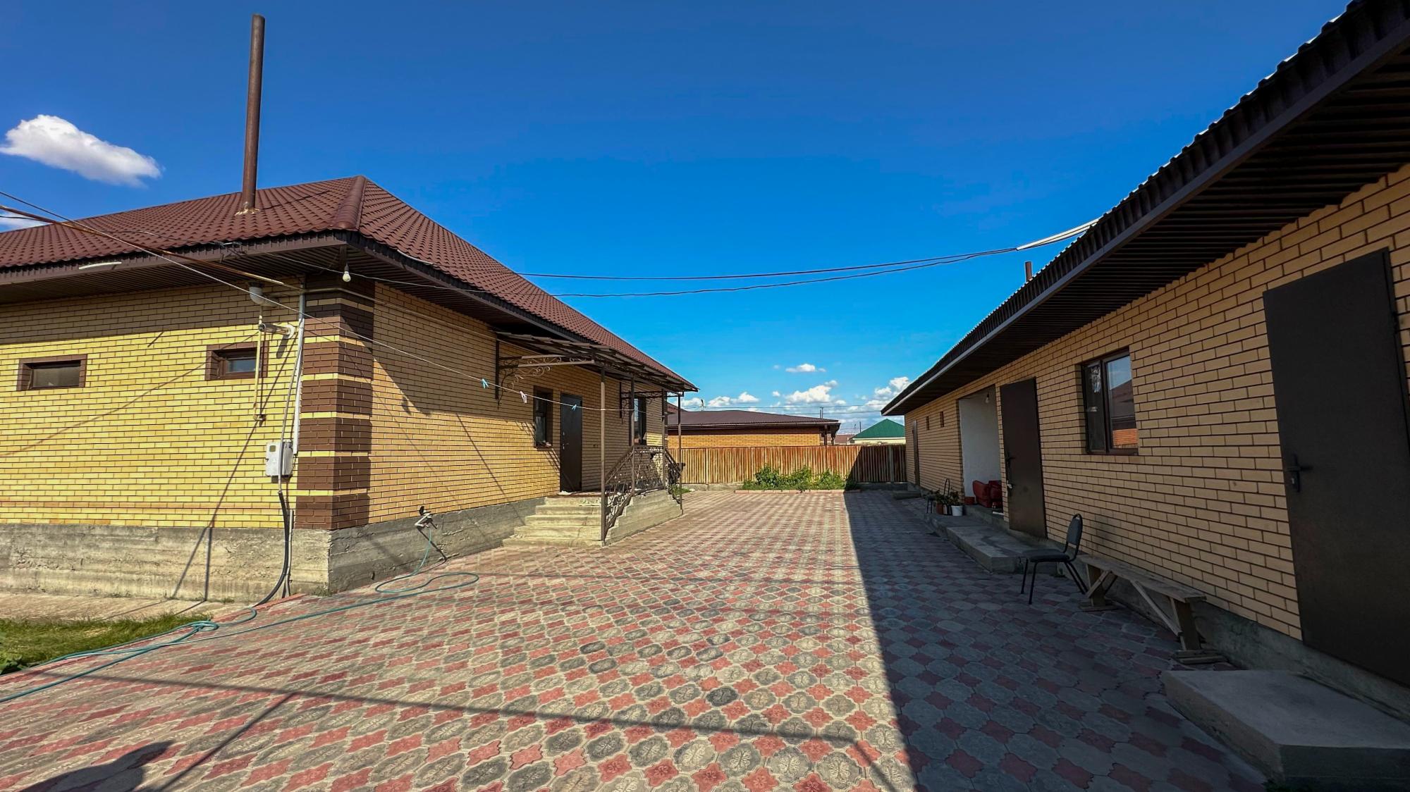 5-комнантный квартира, 196.0 м²,Жылысай за 60 000 000