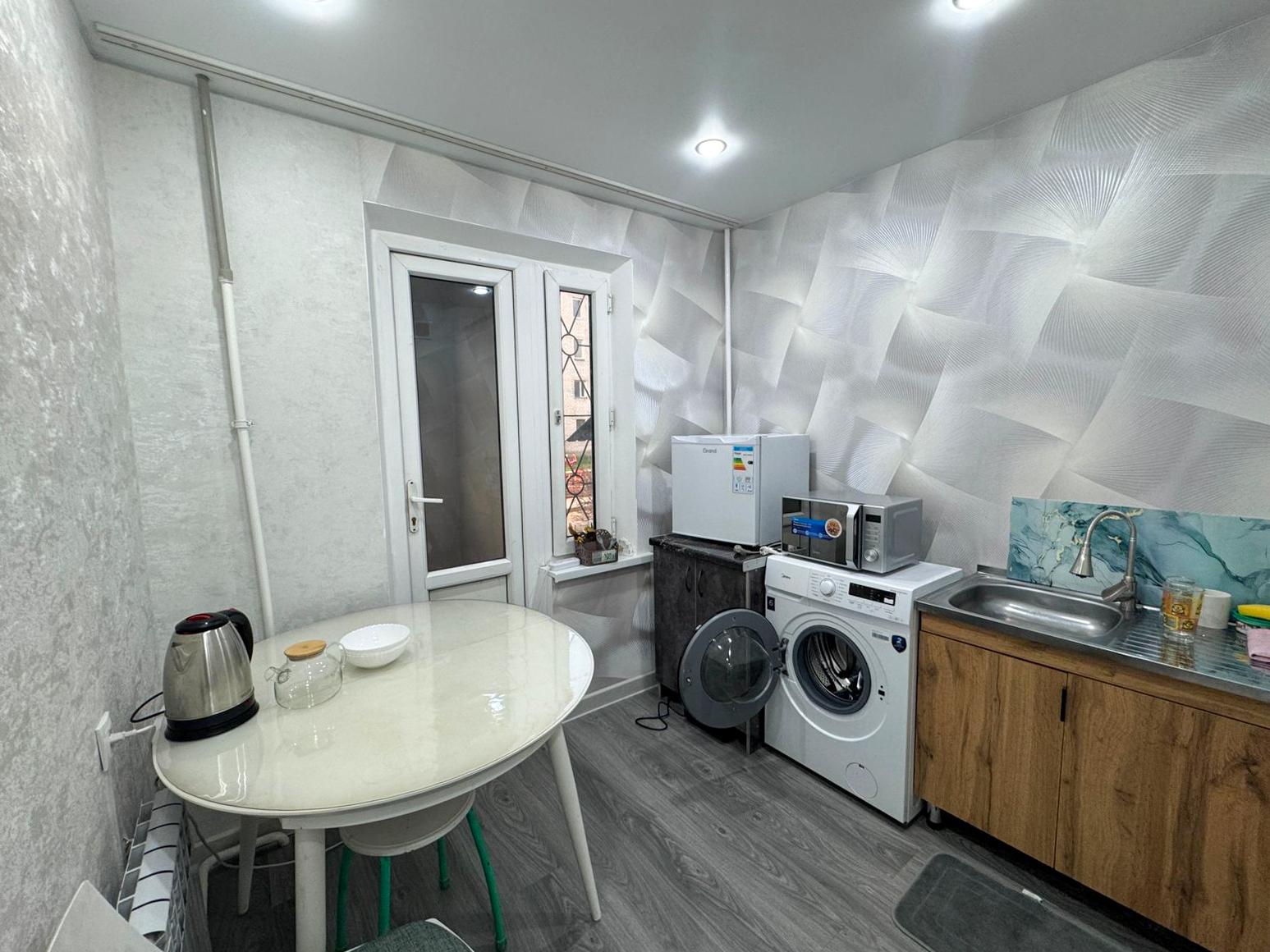 3-комнантная квартира, 65.0 м²,Толебаева за 23 800 000