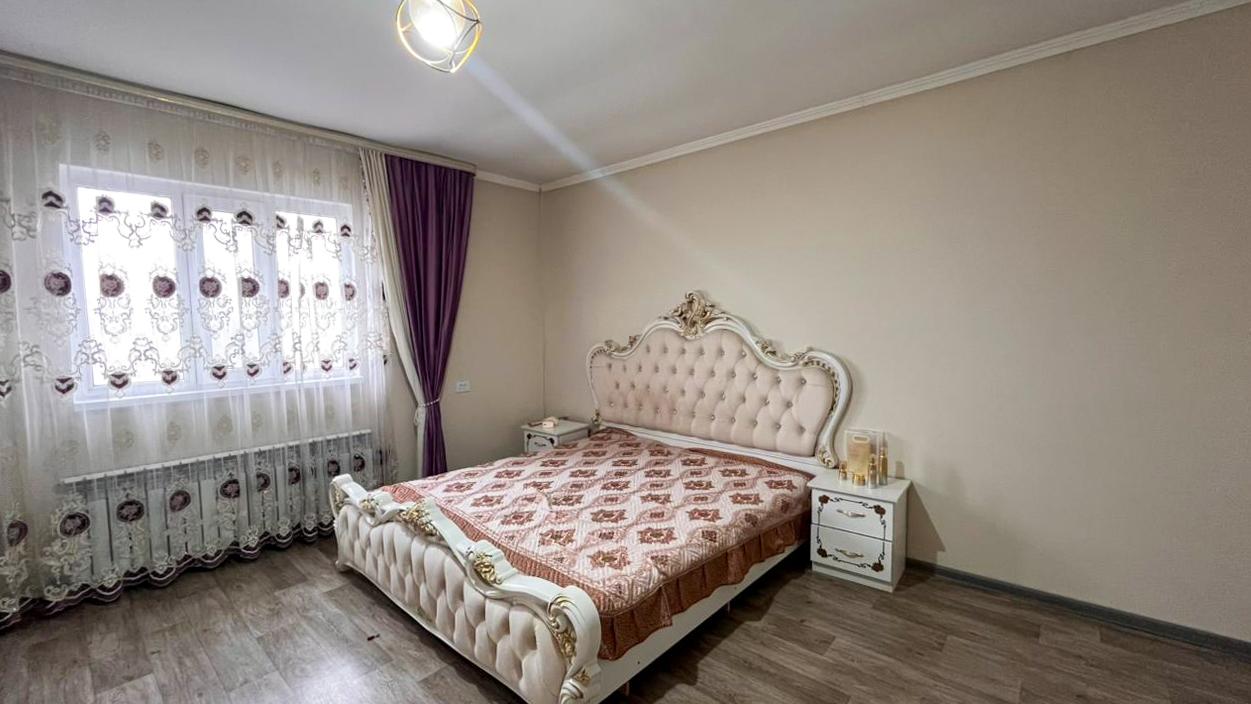 5-комнантный квартира, 152.0 м²,Ынтымак за 46 000 000