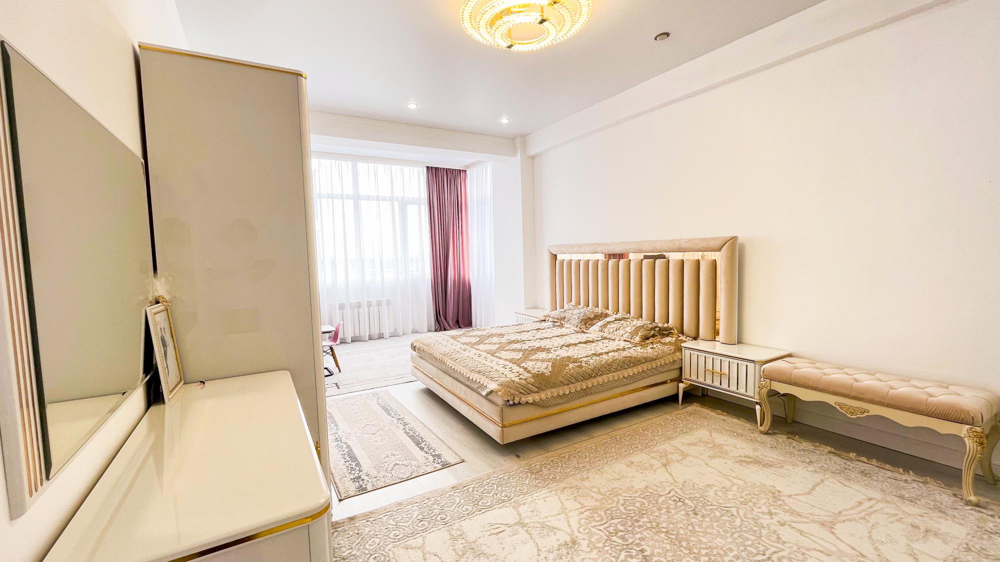 3-комнантная квартира, 133.0 м²,Алдабергенова за 60 000 000