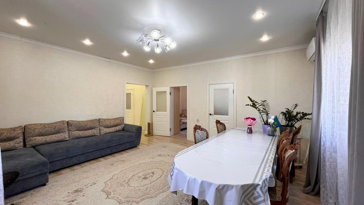 4-комнантный квартира, 160.0 м²,Асановой за 55 000 000