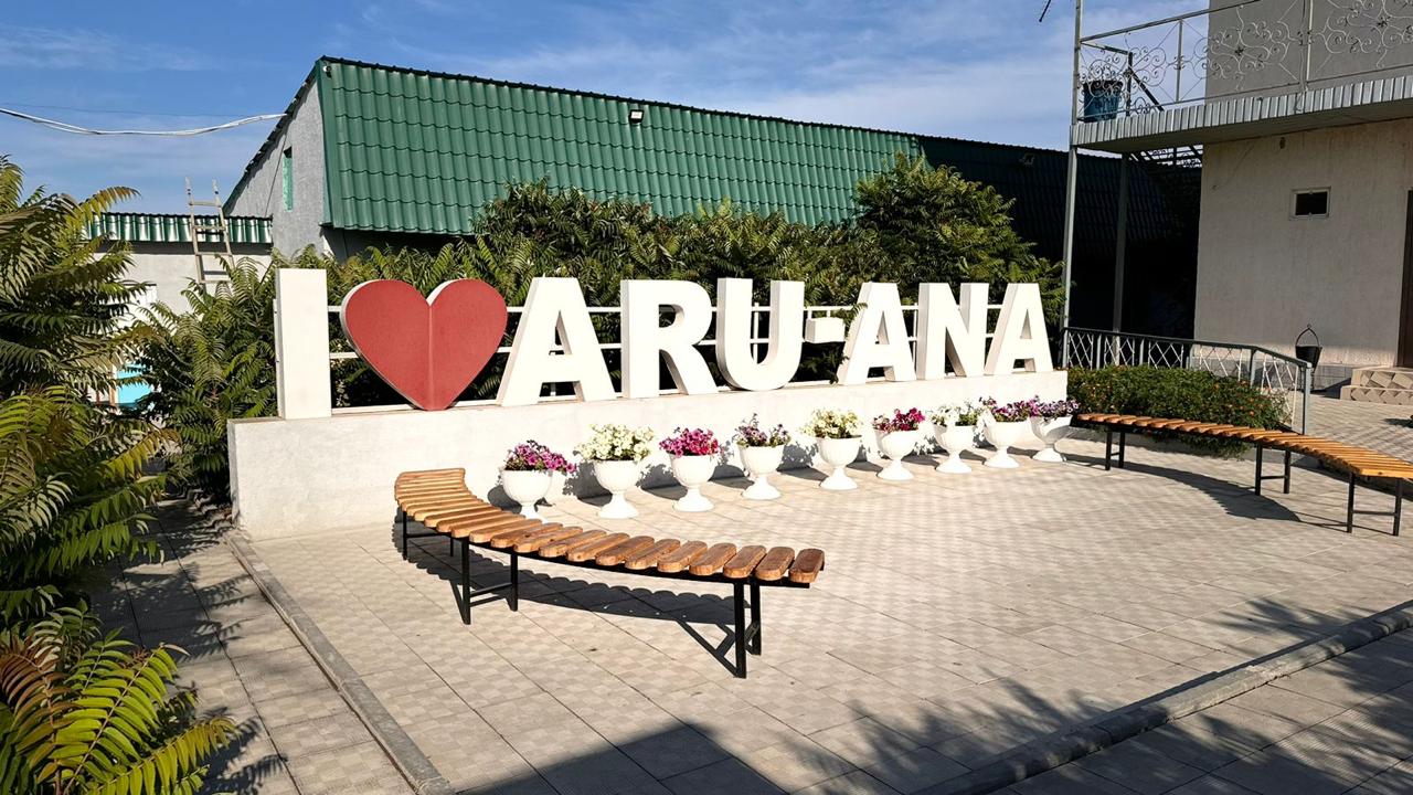 55-комнантный квартира, 275.0 м²,Валиханова за 275 000 000