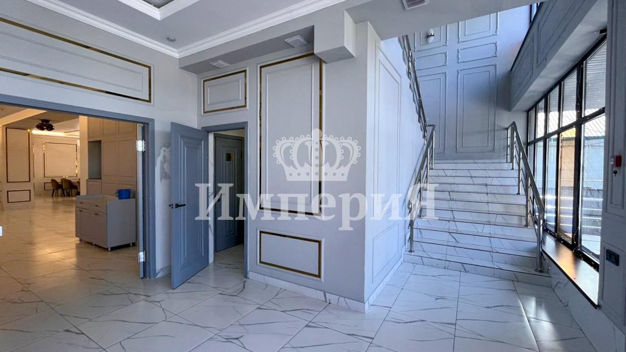 7-комнантный квартира, 428.0 м²,Желтоксан за 230 000 000