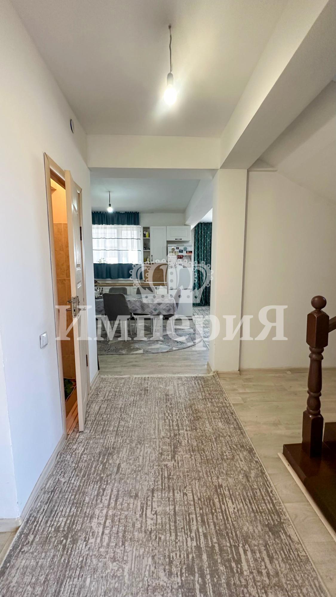 4-комнантный квартира, 145.0 м²,Абая за 30 000 000