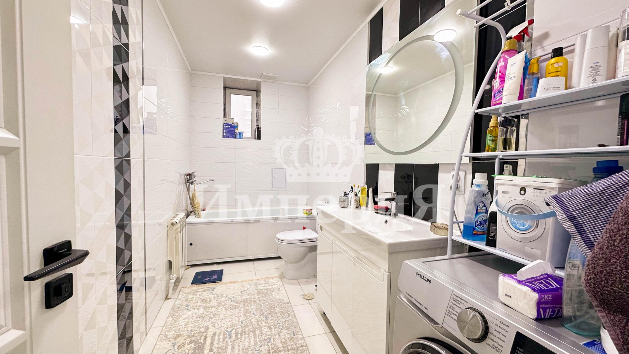 5-комнантная квартира, 176.0 м²,Назарбаева за 53 000 000