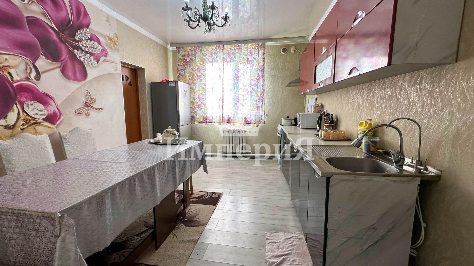 4-комнантный квартира, 138.0 м²,Алмалыбак за 51 000 000